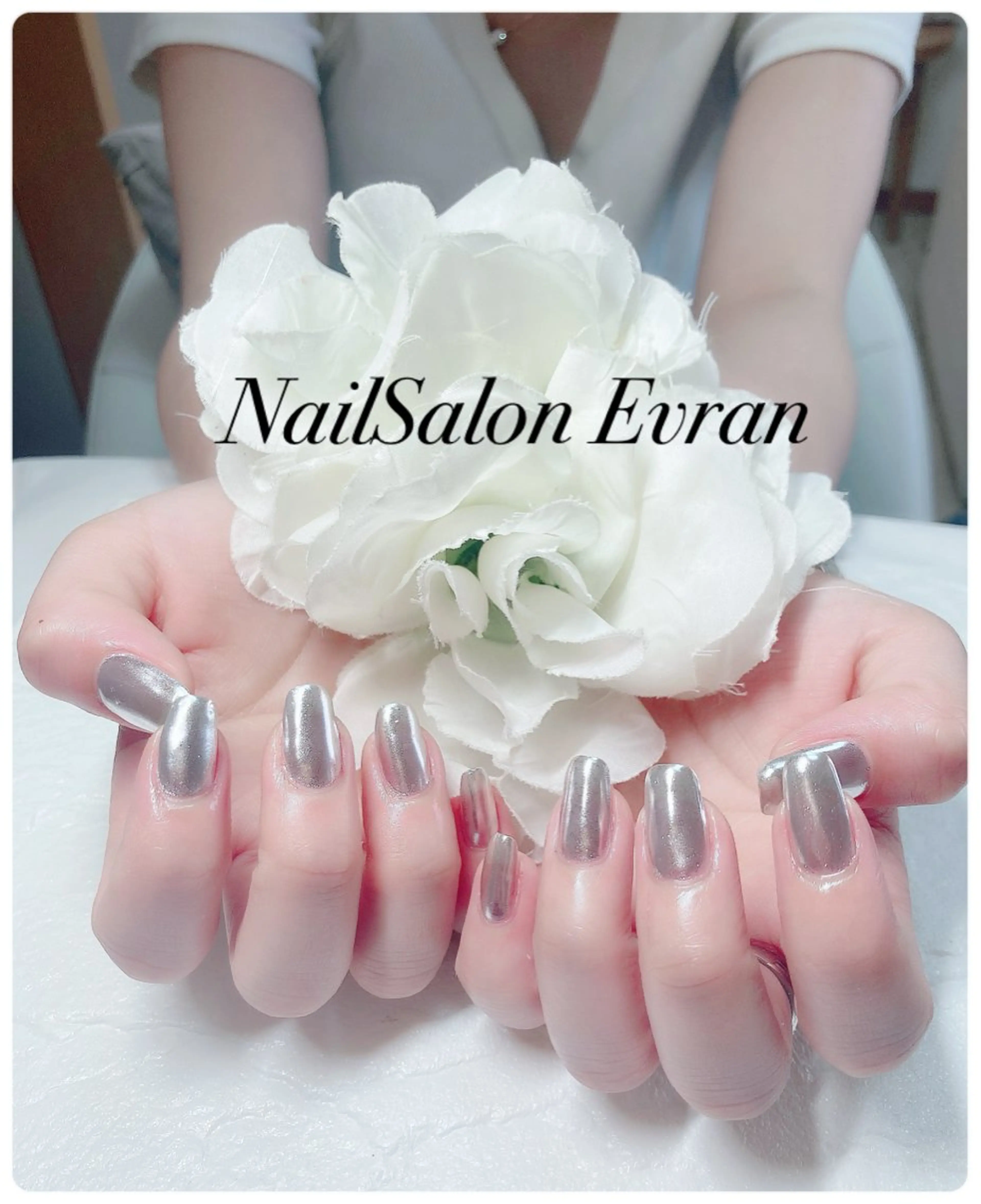 ネイル アートネイル フレンチネイル マグネットネイル ミラーネイル 持ち込み ハンドネイル Nail salon Evranのネイルデザイン