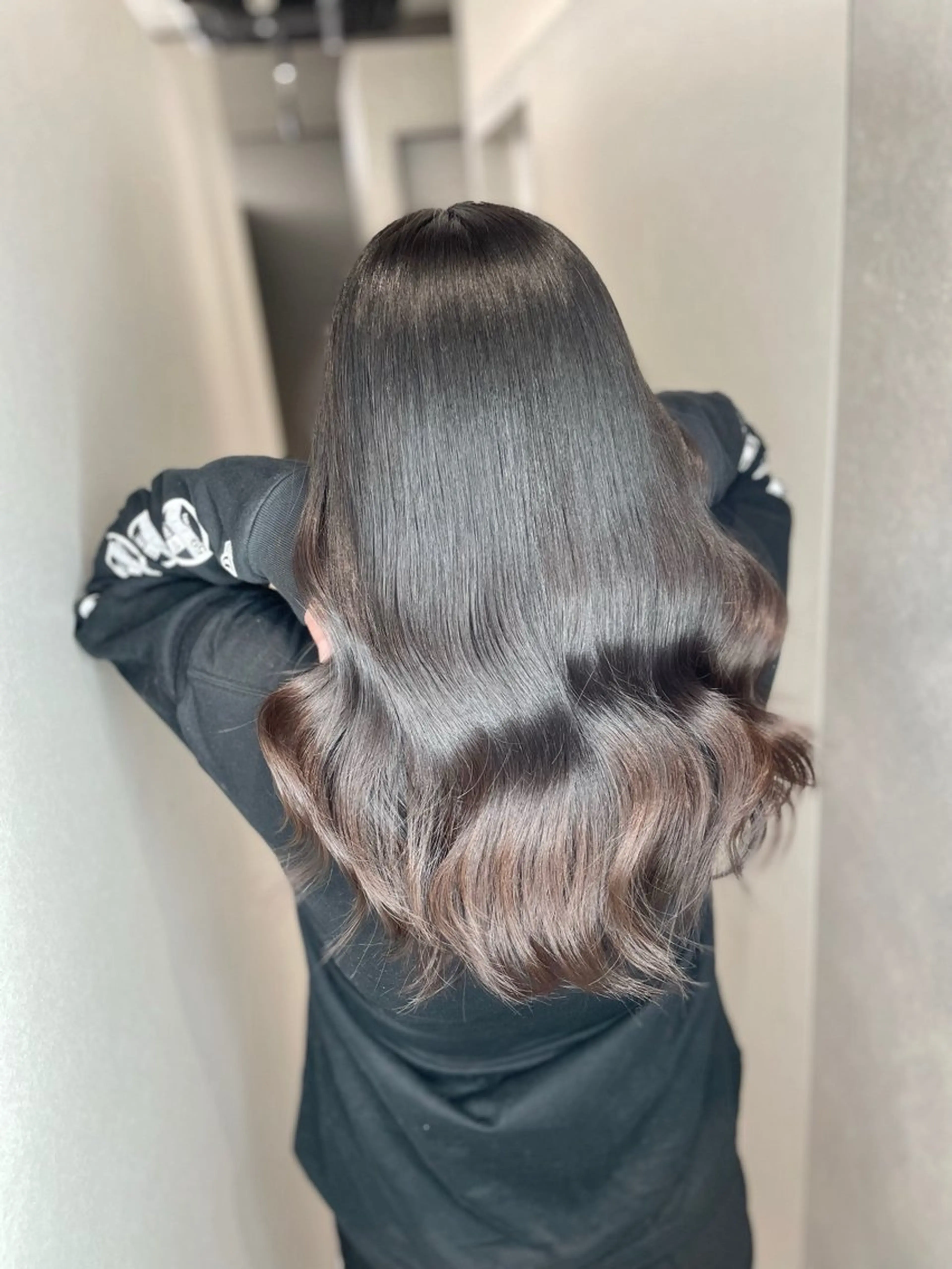 セミロング カラー 透明感カラー 髪質改善 ヘアカラー トリートメント 今井 勝也のヘアスタイル