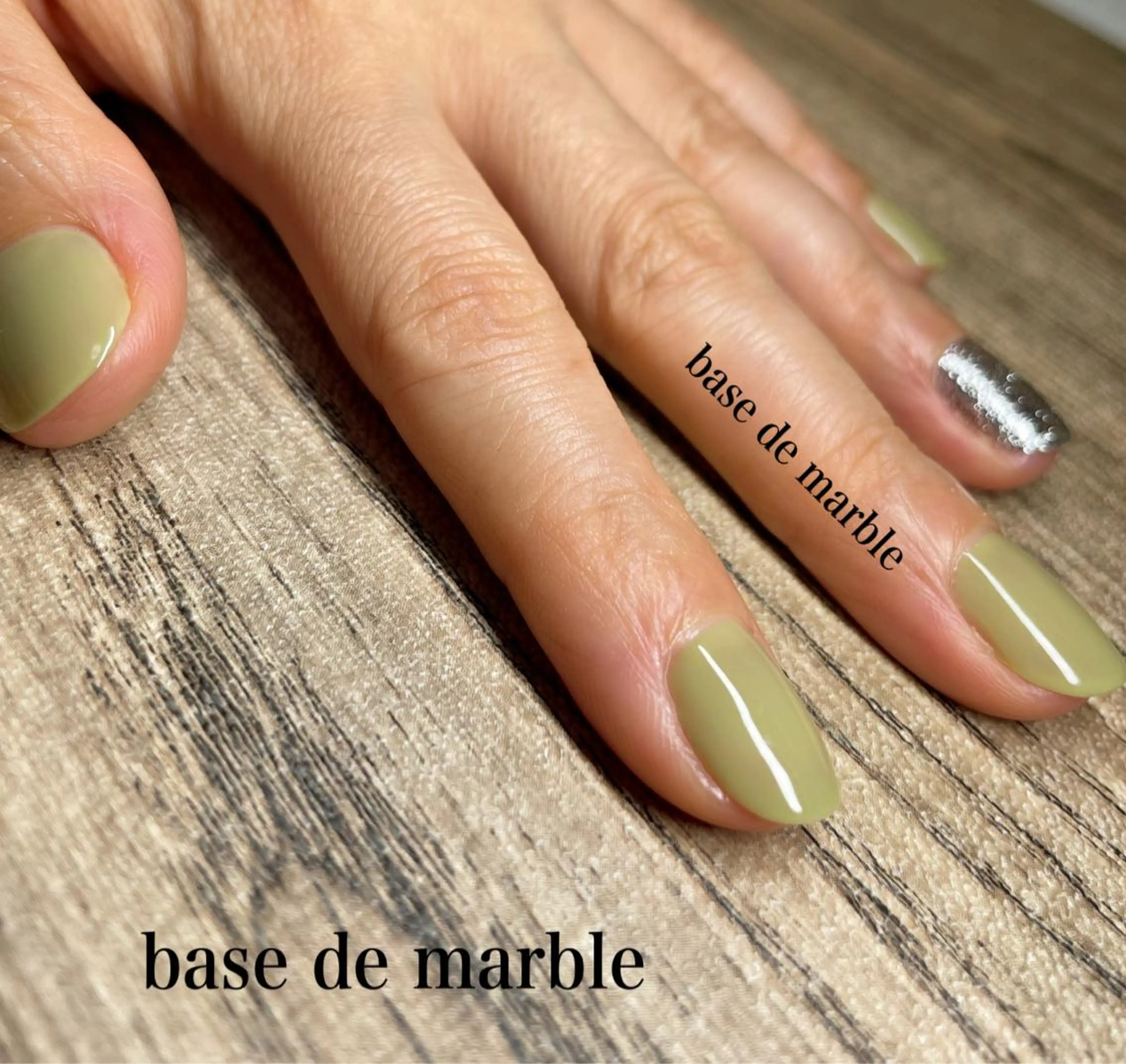 ネイル オモルフィ所属・カラーリスト marumoのヘアスタイル