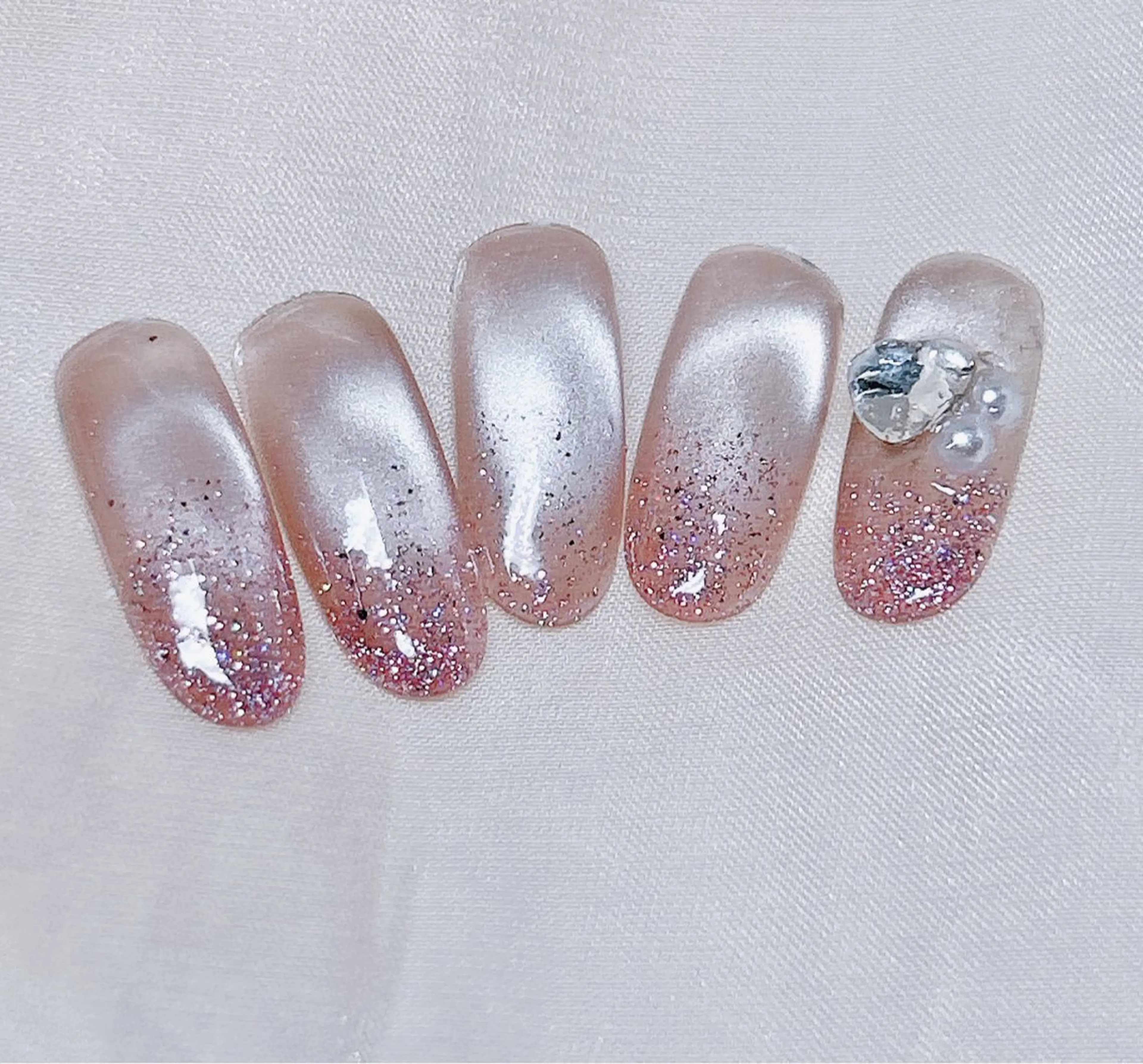 ネイル コウ ヨウのネイルデザイン