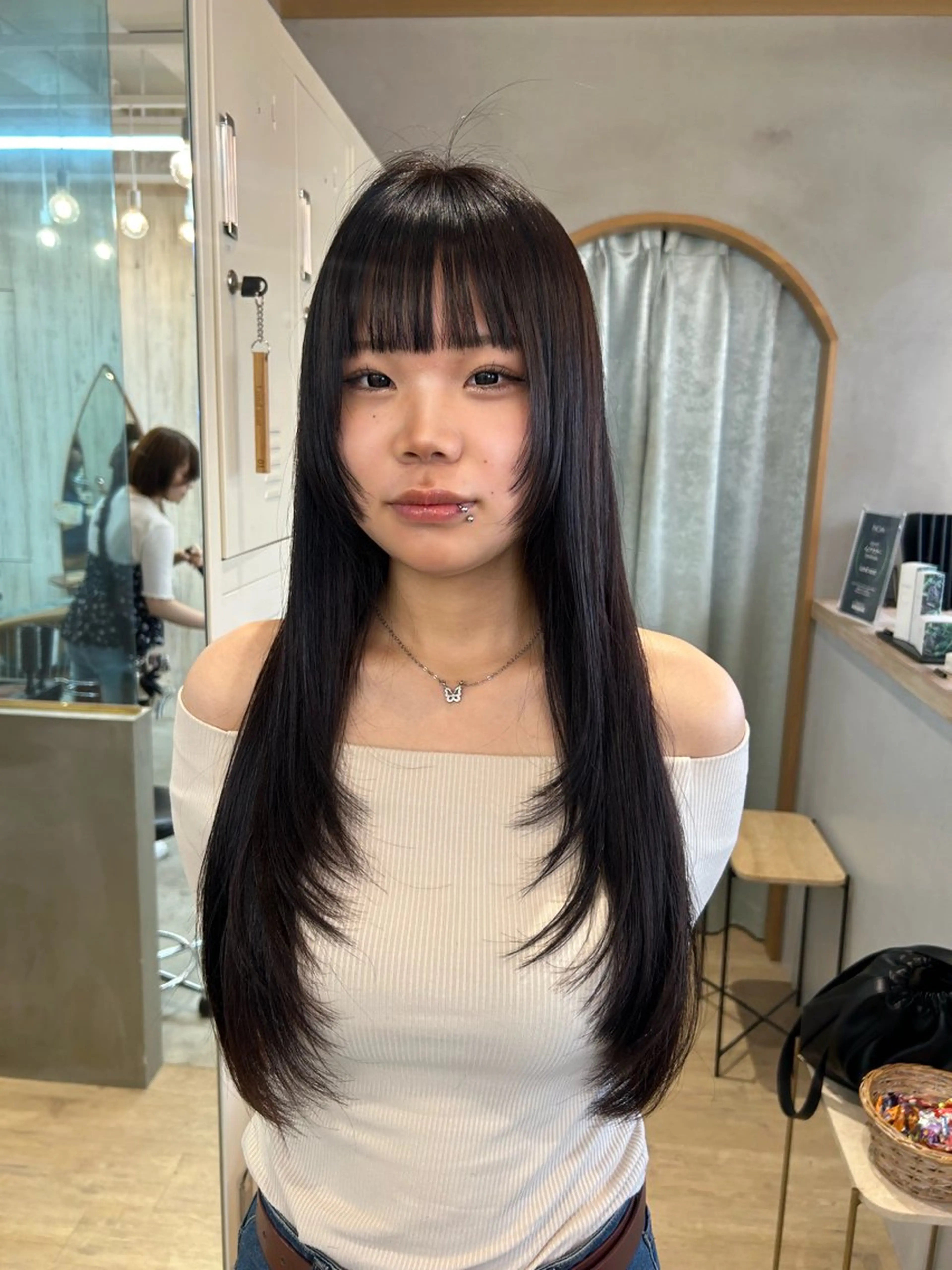 ロング カット トリートメント 🩵縮毛矯正/ブリー チ/髪質改善/いつかのヘアスタイル