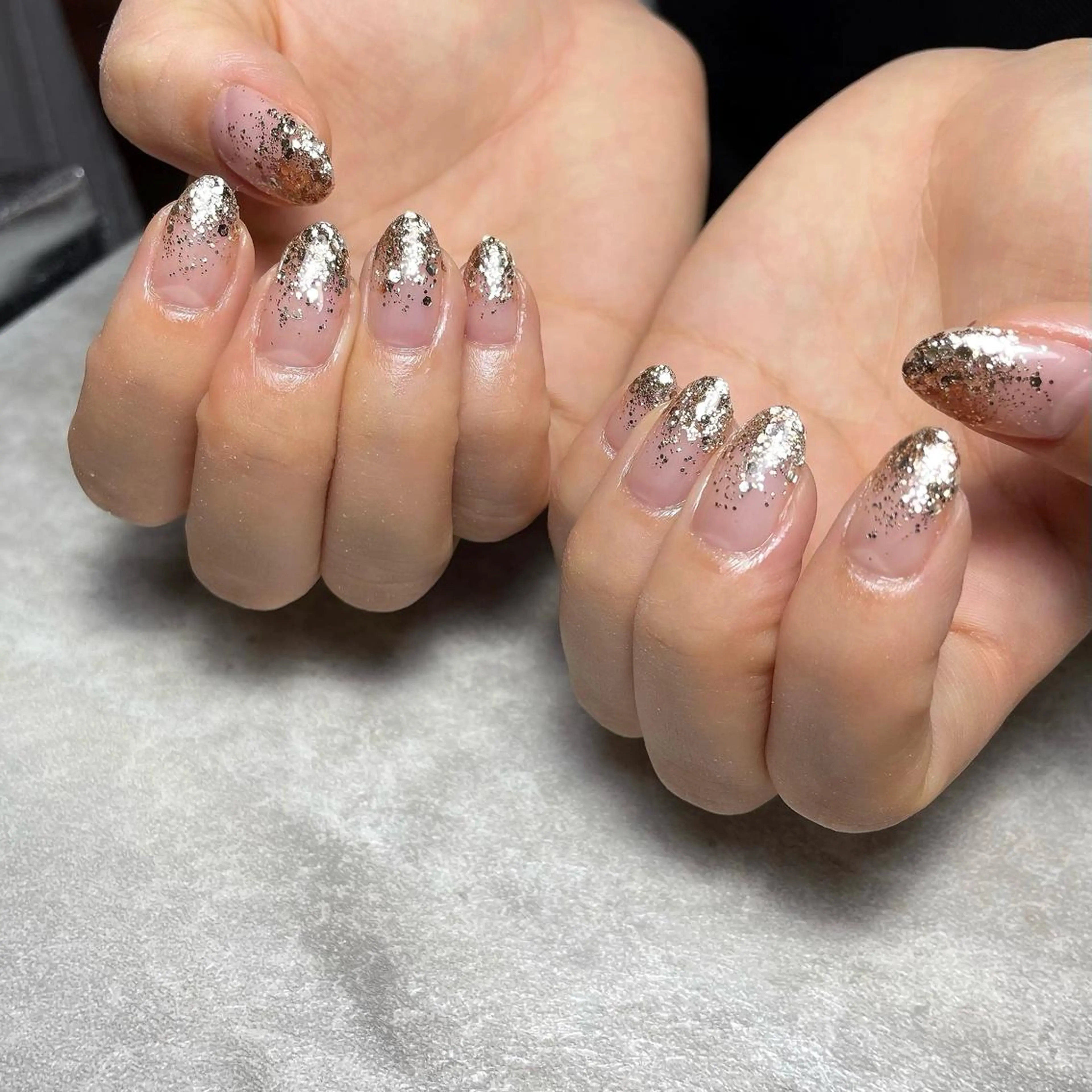 ネイル グラデーション ラメ(グリッター) ラメグラデーション arc nail salon所属・arc nail KARINのネイルデザイン