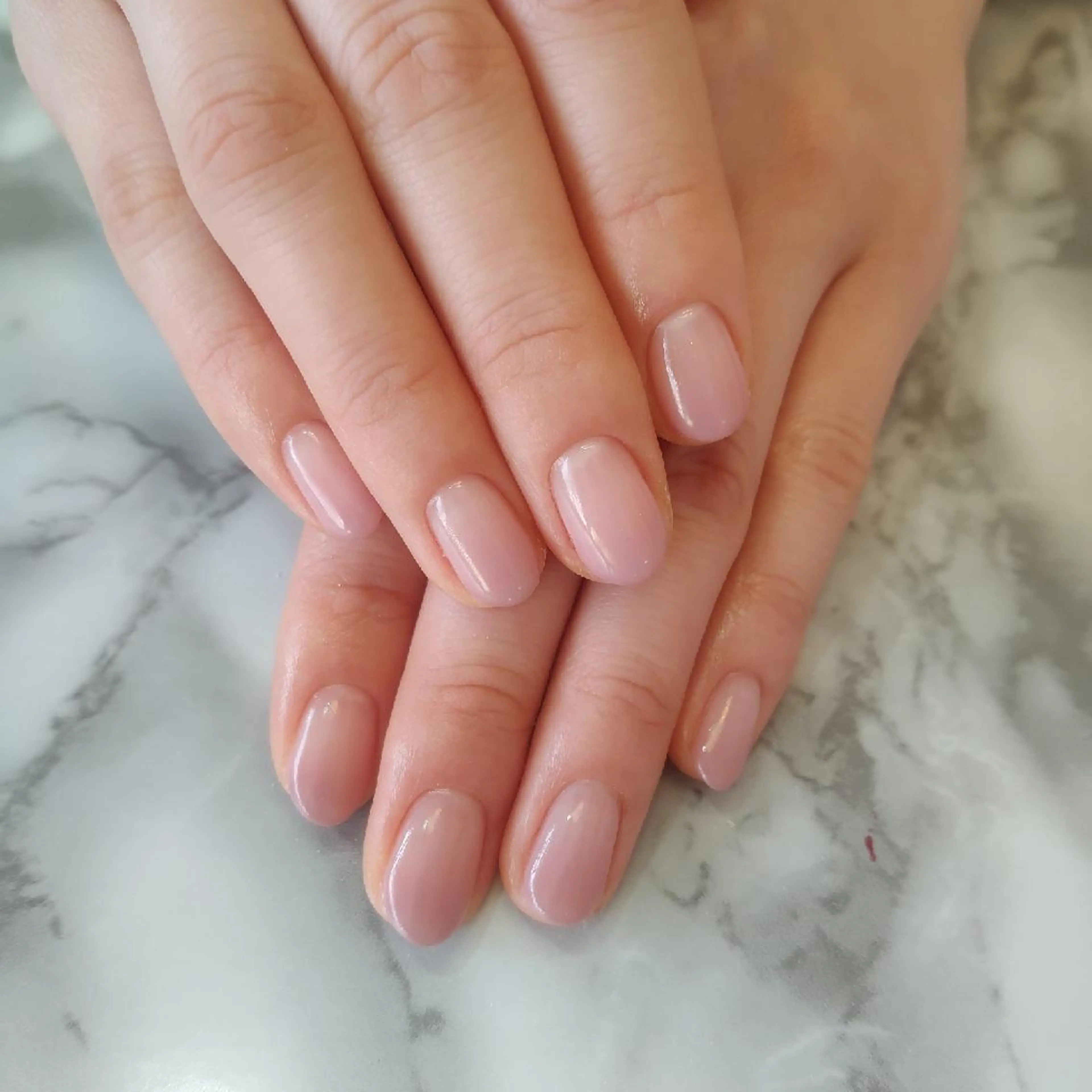 ネイル グラデーション ジェヌインネイル 河内のネイルデザイン