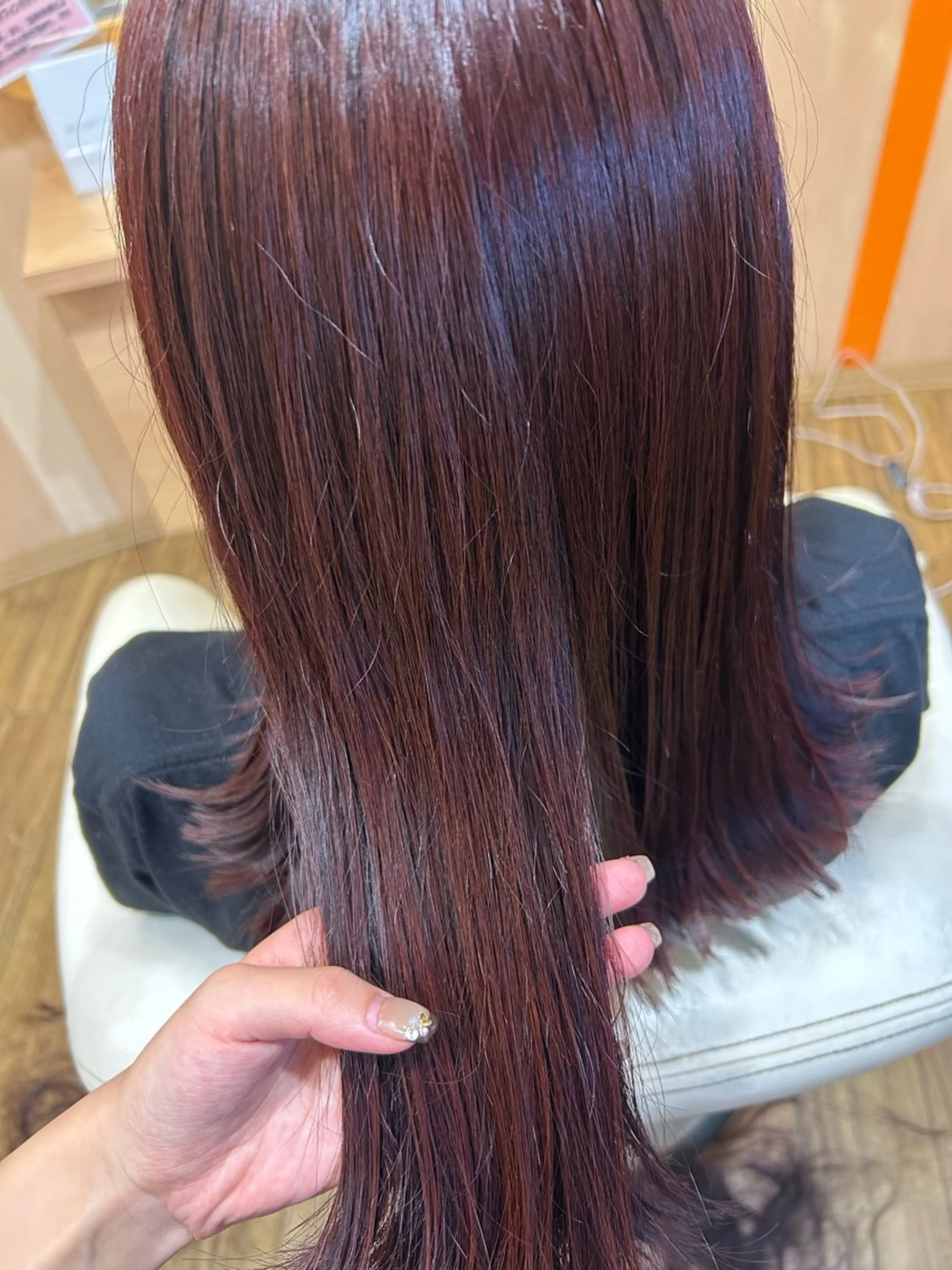 ミディアム カラー ブラウンカラー レッドカラー レッドブラウン 前田 亜由美のヘアスタイル