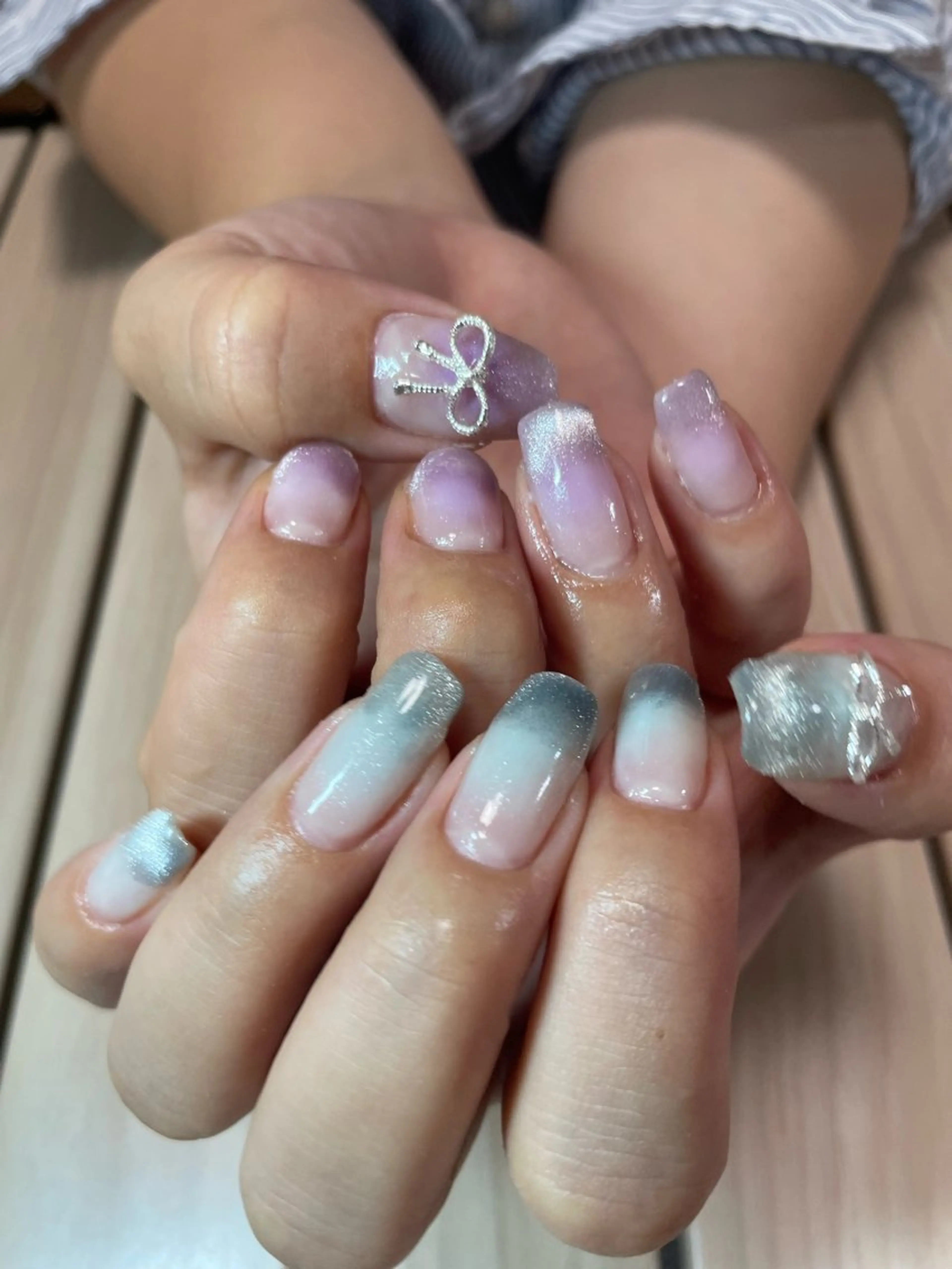 ネイル チークネイル マグネットネイル 眉とネイルのお店 Leaf🌿津田沼の眉毛・アイブロウイメージ