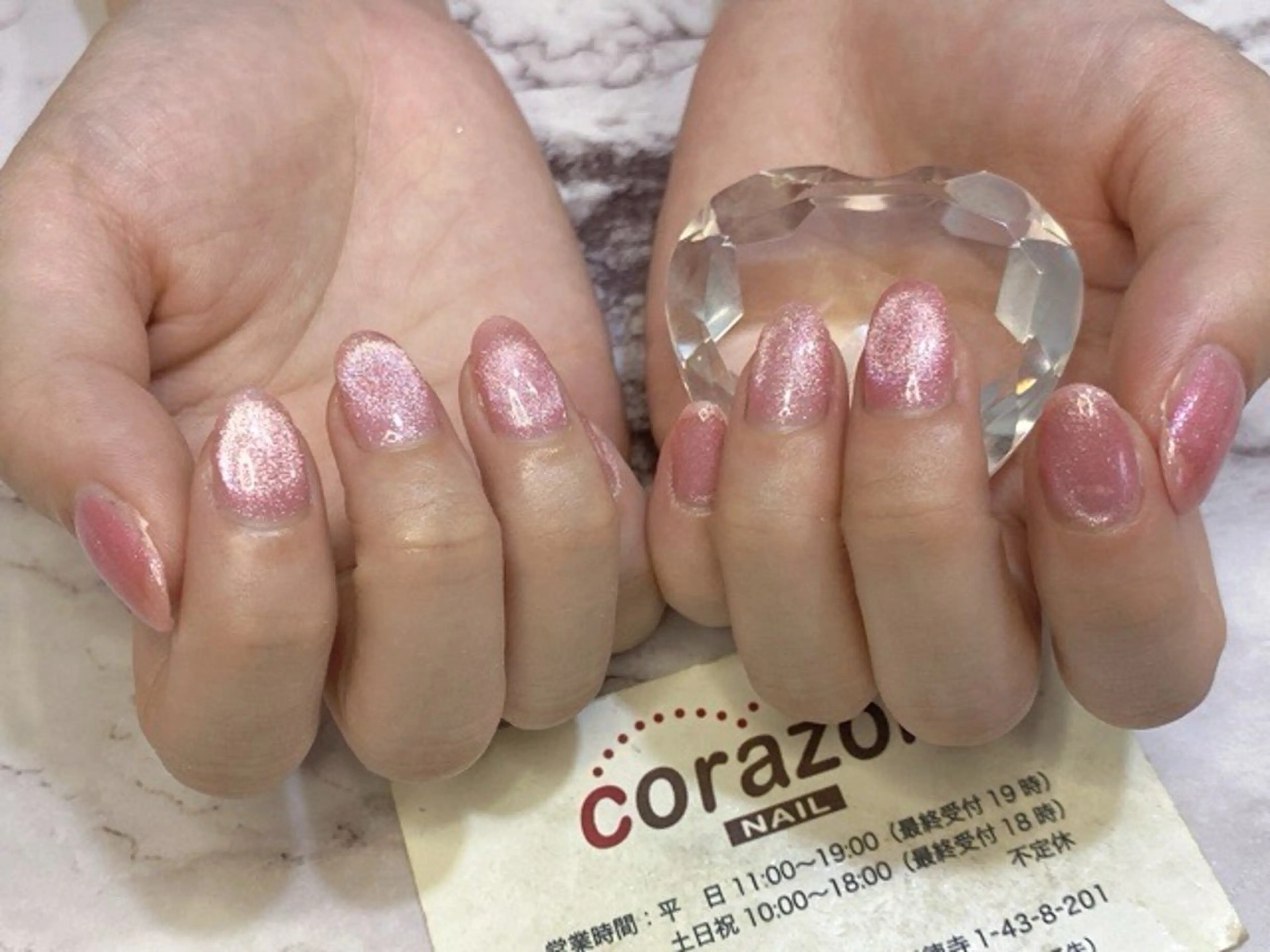 ネイル ラメ(グリッター) マグネットネイル ワンカラーネイル ピンク ハンドネイル corazon所属・ネイリスト aicoのネイルデザイン