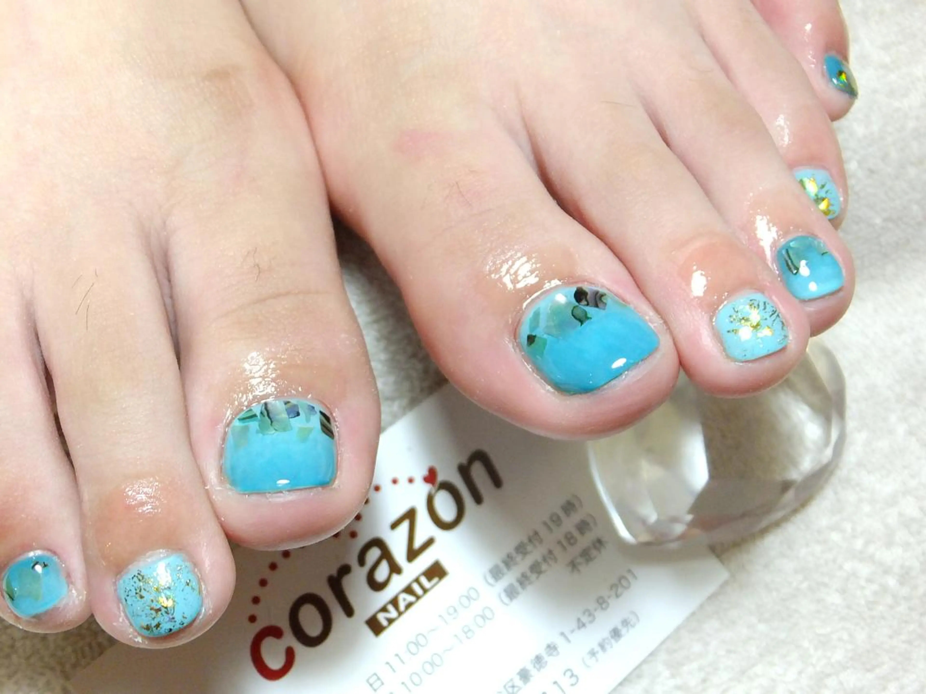 ネイル ストーンネイル フットネイル corazon所属・ネイリスト aicoのネイルデザイン