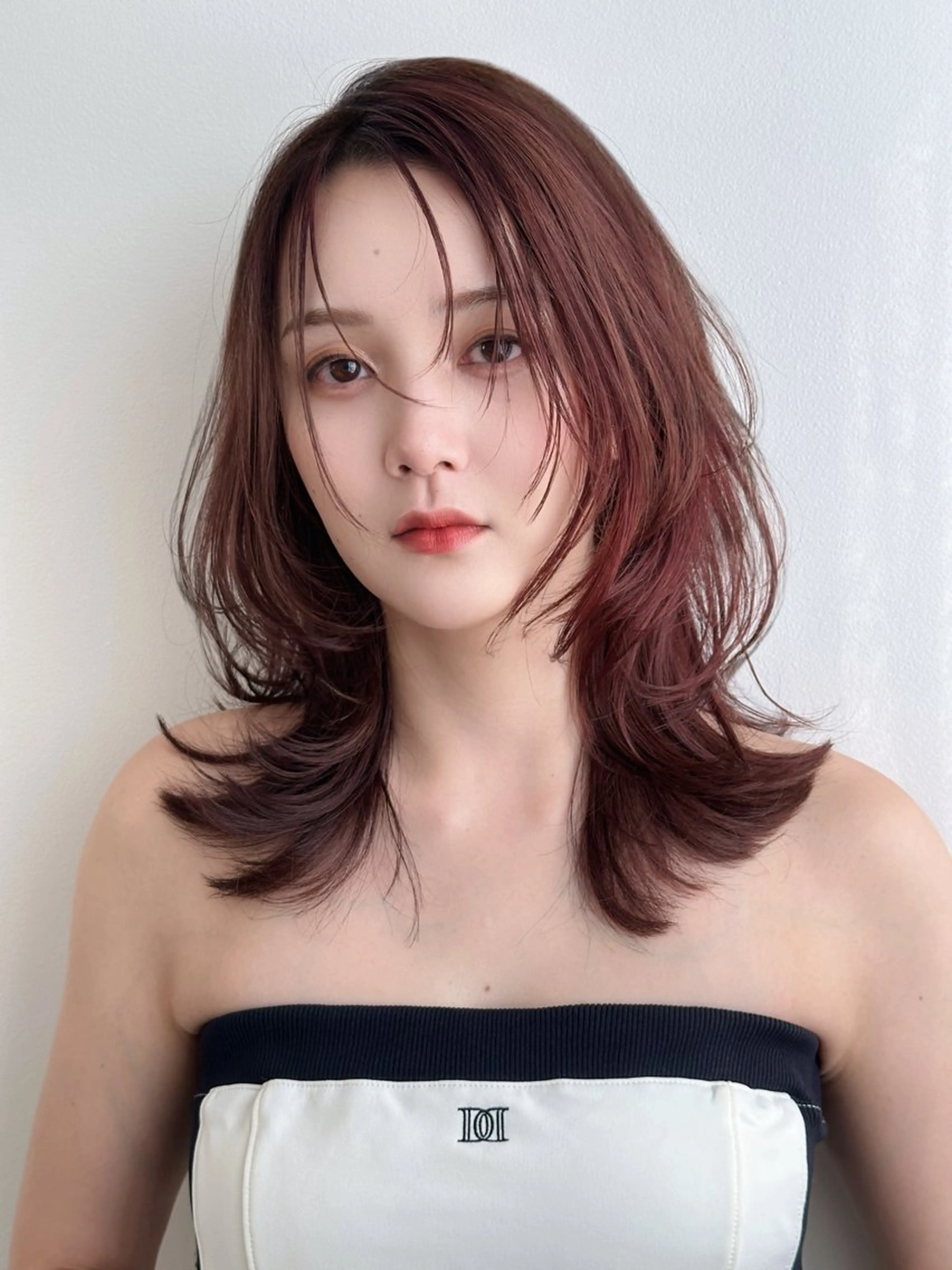 セミロング カラー カット ヘアカラー トリートメント 韓国レイヤーカット/ ダブルカラーのヘアスタイル