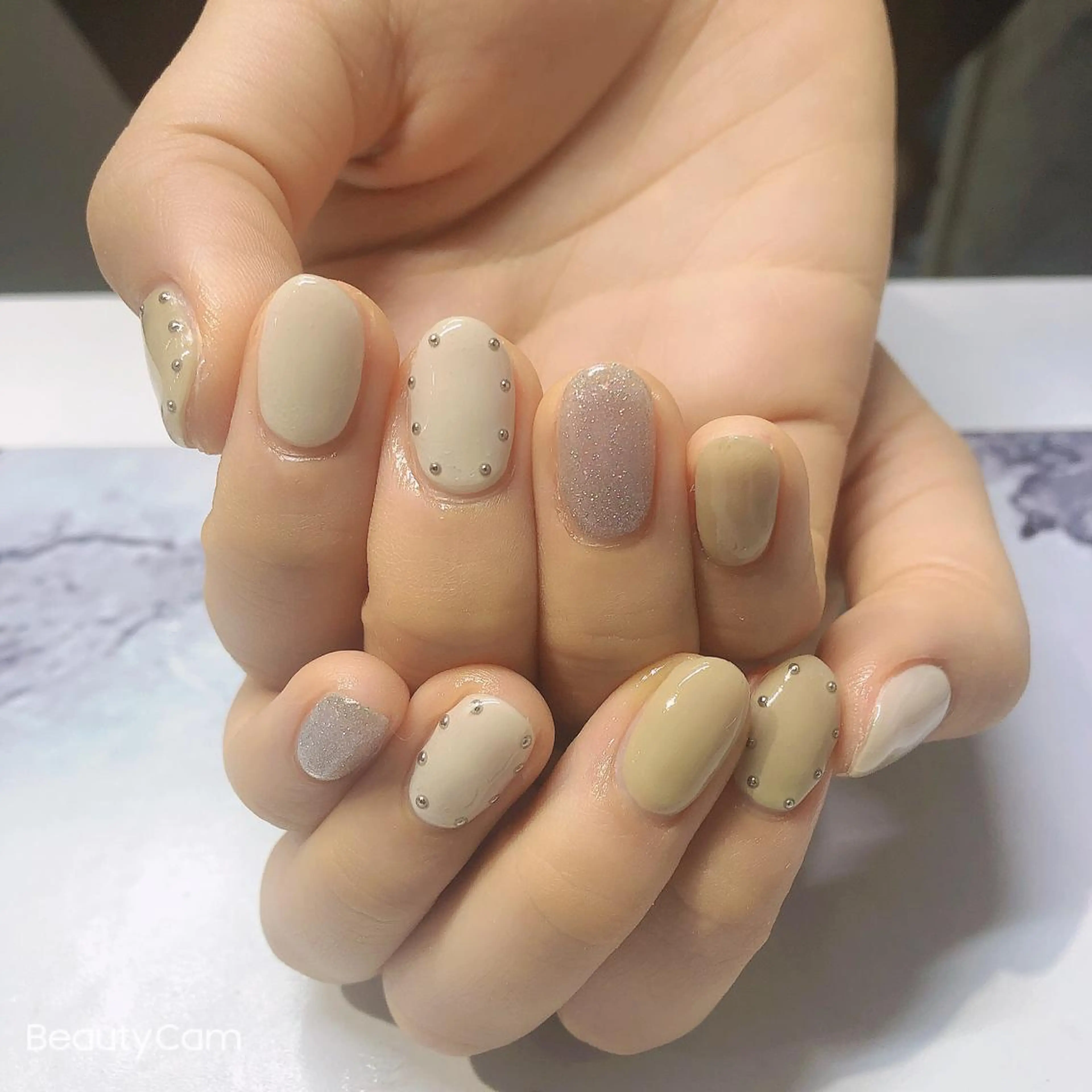 ネイル ハンドネイル Guarendo錦糸町店所属・ガレンドウ 白澤 愛子のネイルデザイン