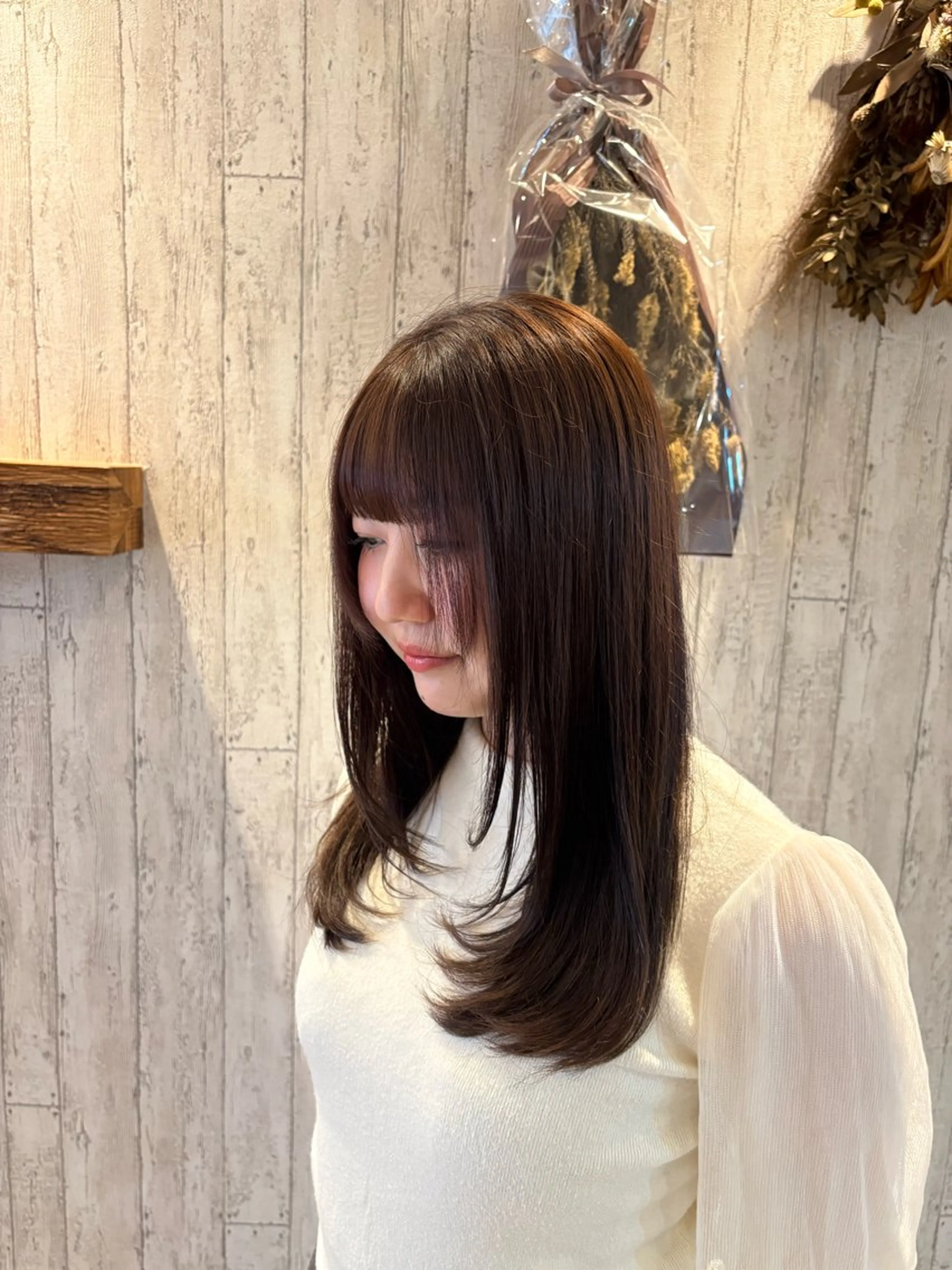 ミディアム SHIKI .のヘアスタイル