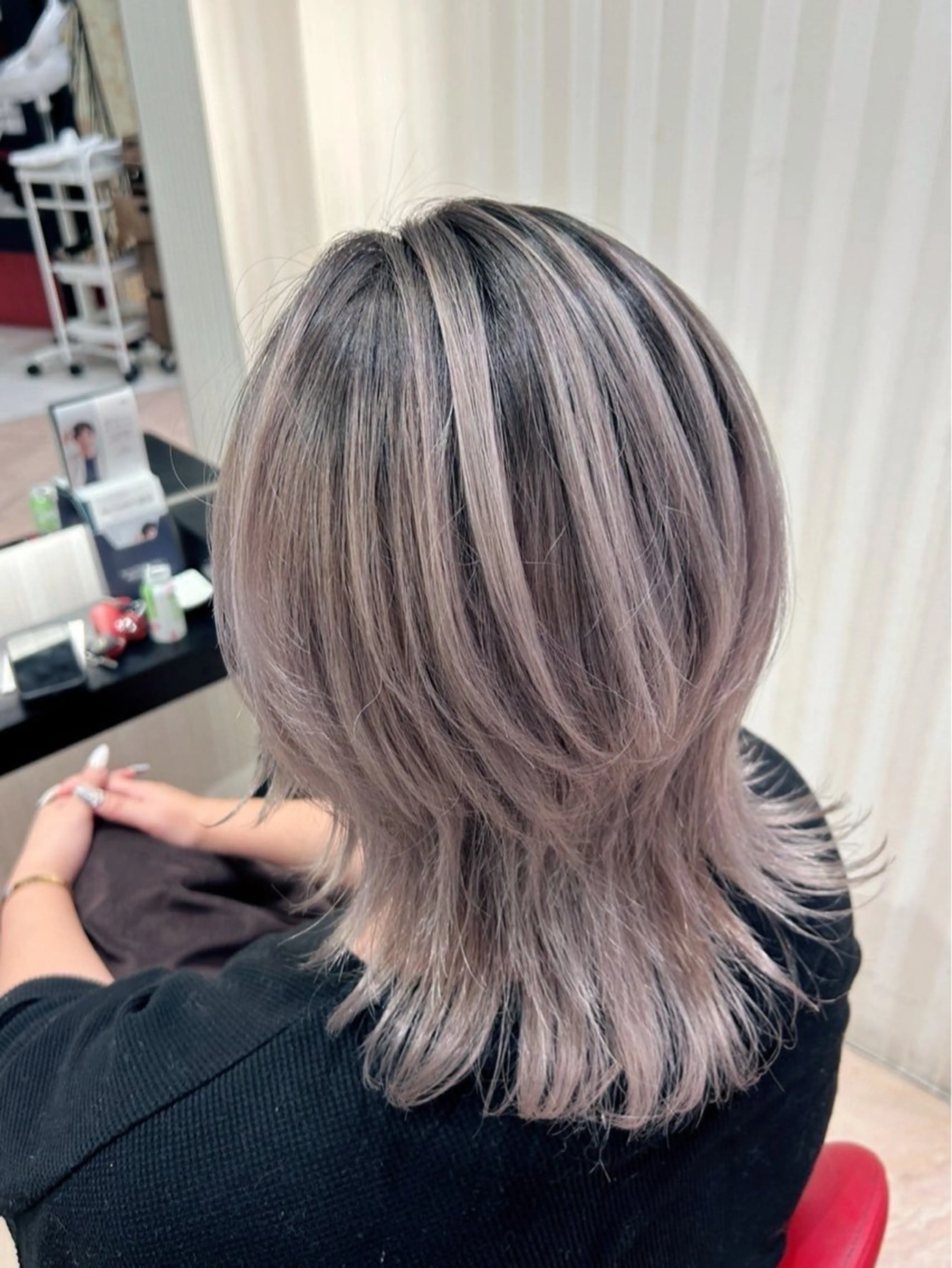 ミディアム カラー 美容室SEASON所属・徳田 勇貴のヘアスタイル