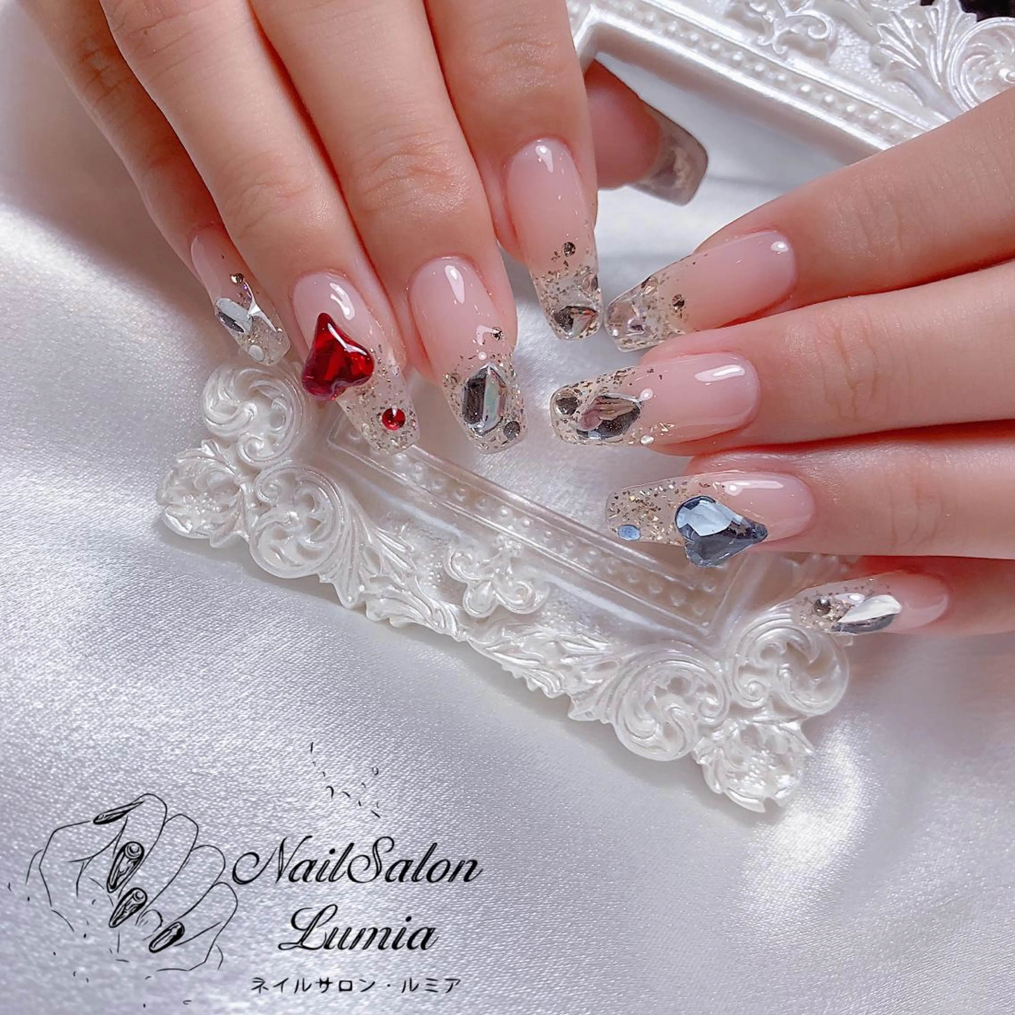 ネイル ハンドネイル ネイルサロン ルミア Lumia 店長のネイルデザイン