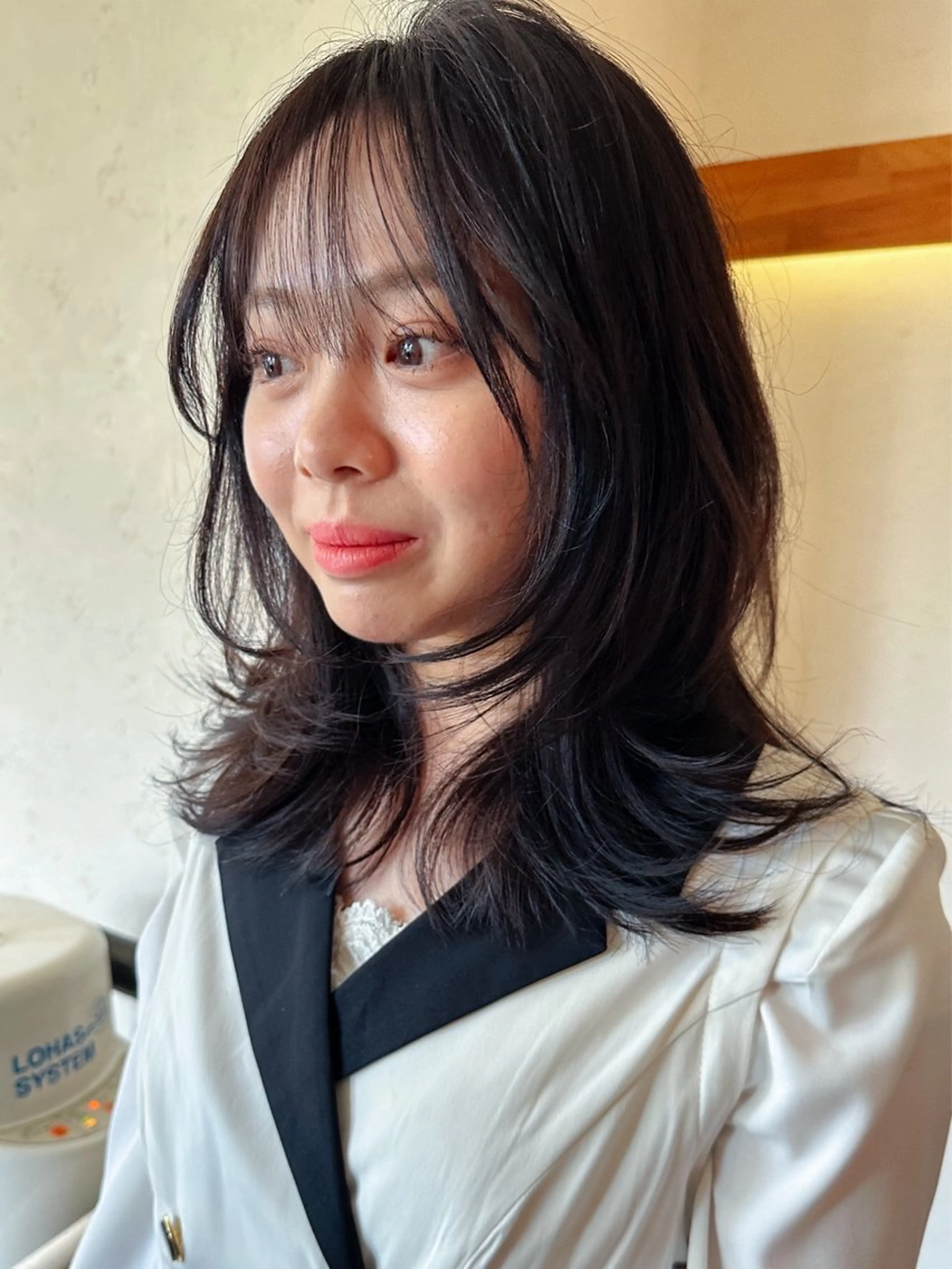 ミディアム 梅田  illfrere 所属・イルフレール ryuのヘアスタイル