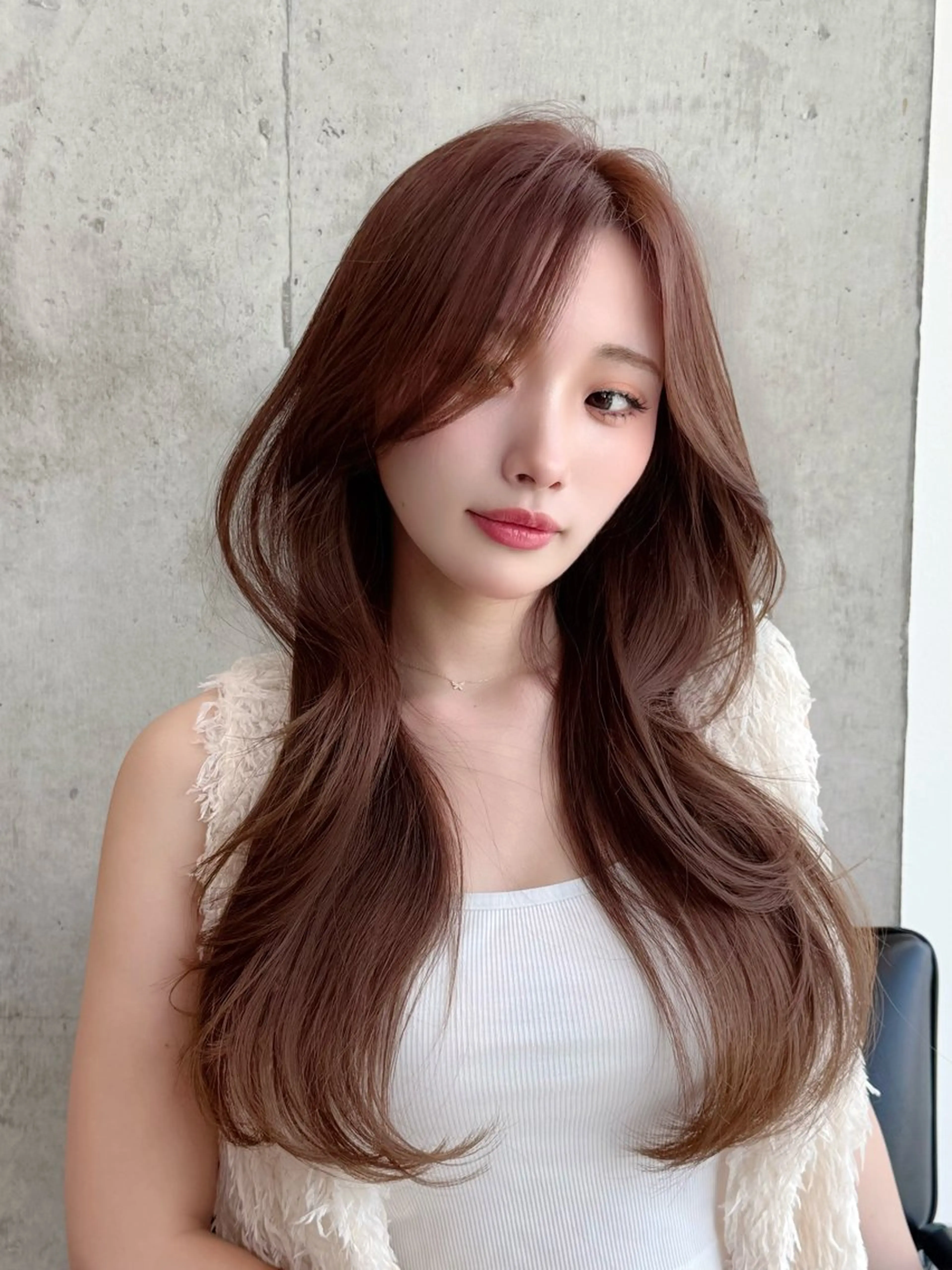 セミロング カラー 髪質改善 韓国風ヘア カット ヘアカラー KURO/韓国ヘア /レイヤーカットのヘアスタイル