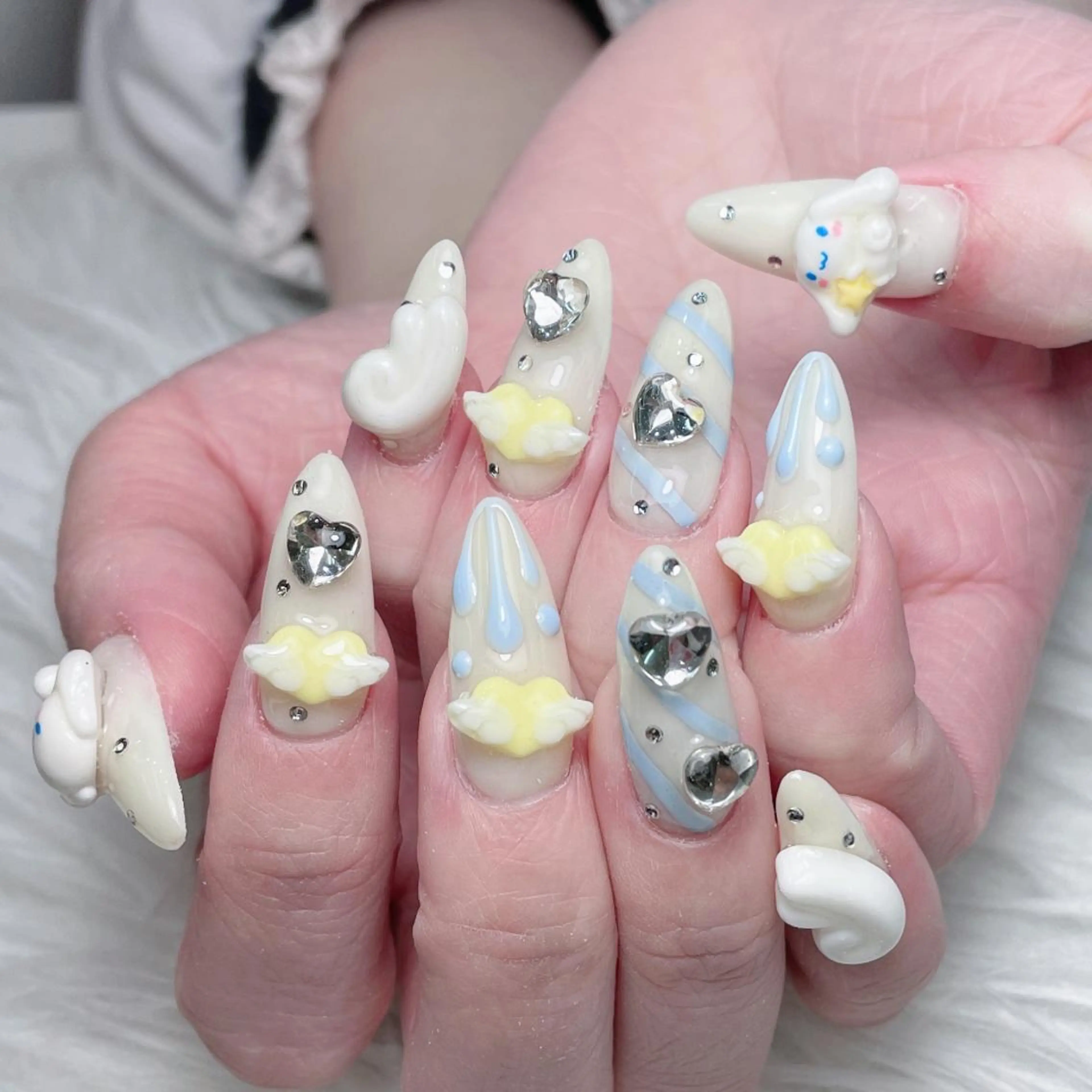 ネイル ハート 韓国ネイル 夏ネイル ワンホンネイル Melody Nail所属・Melody  3D/スカルプ専門店のネイルデザイン