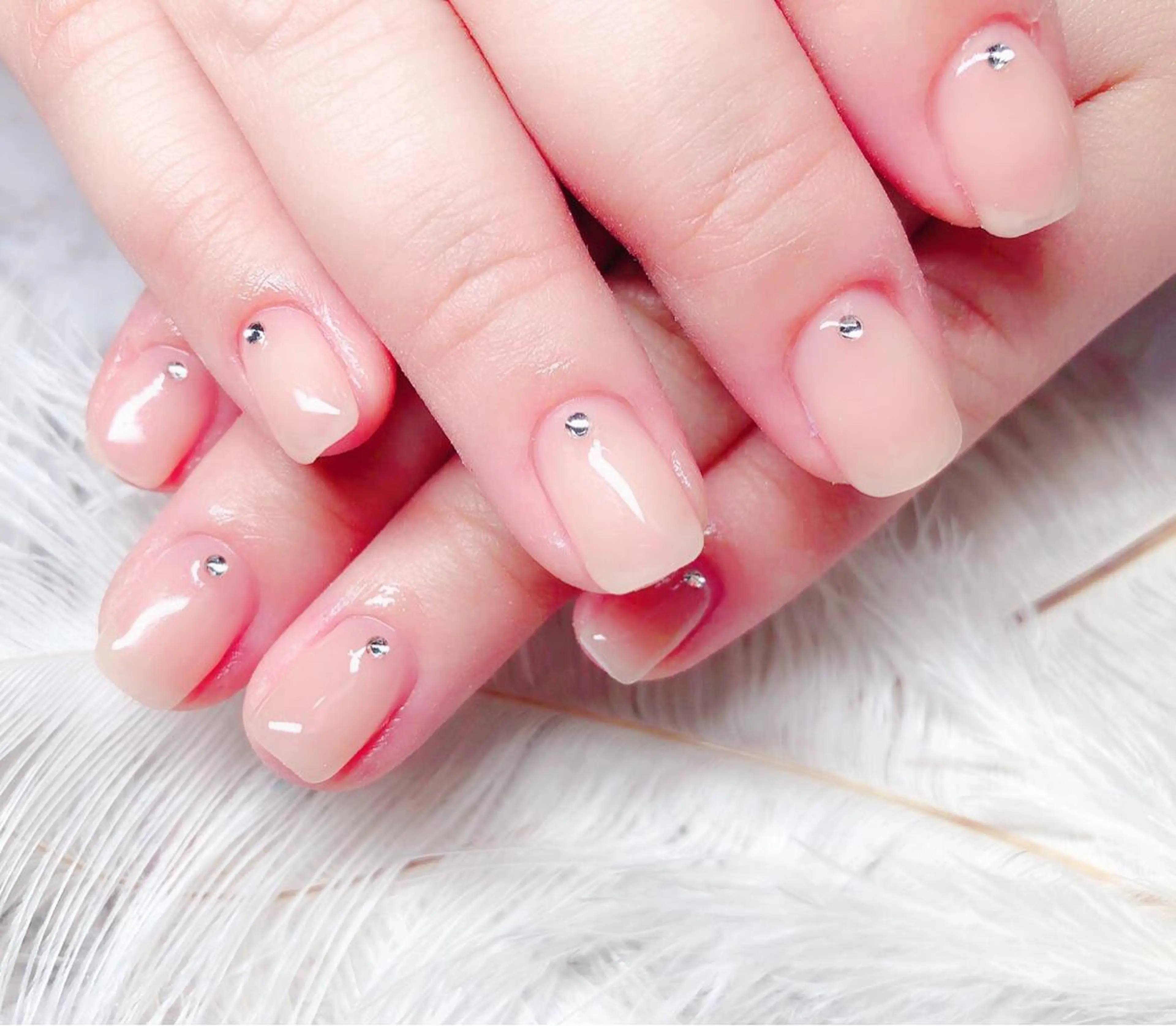 ネイル マジックミラー所属・マジック ミラーのネイルデザイン