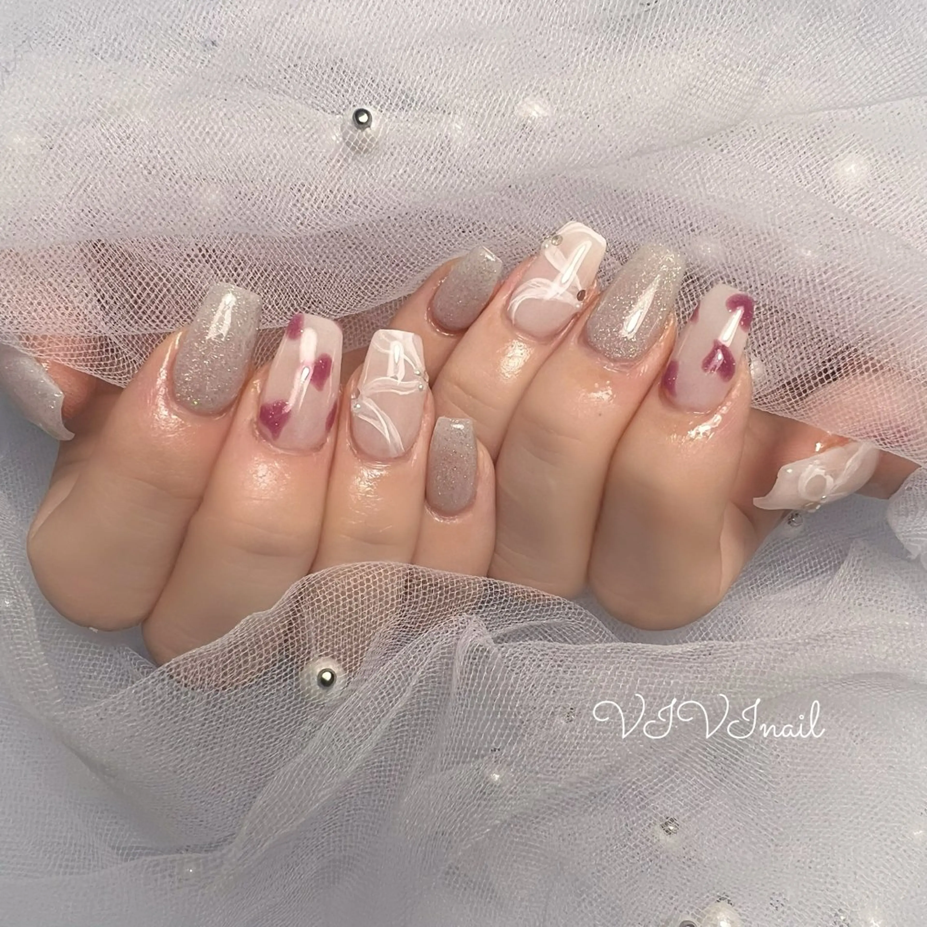 ネイル ストーンネイル ハンドネイル vivi nailのネイルデザイン