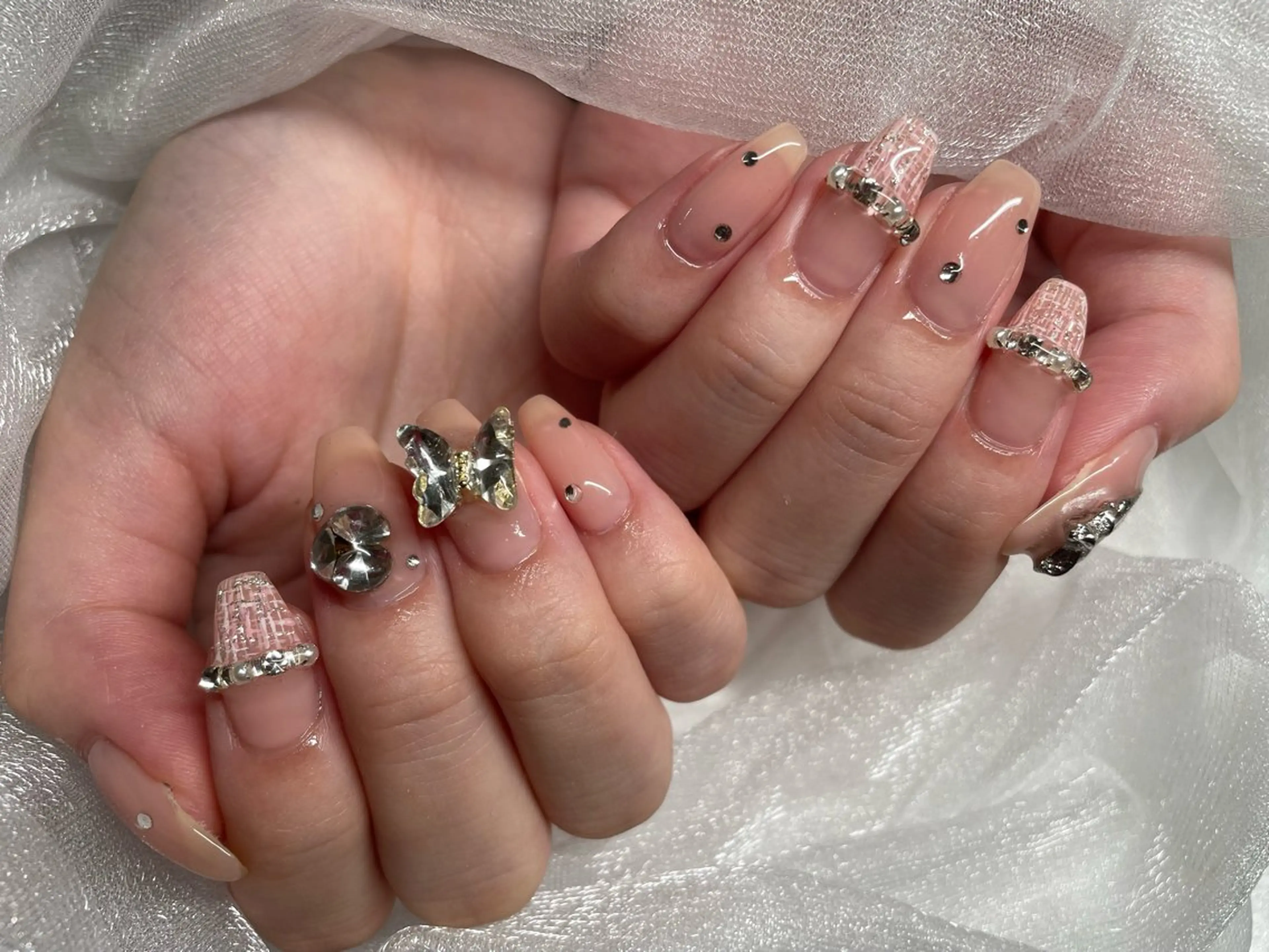 ネイル ハンドネイル Roi〈ロワ〉 Minakoのネイルデザイン