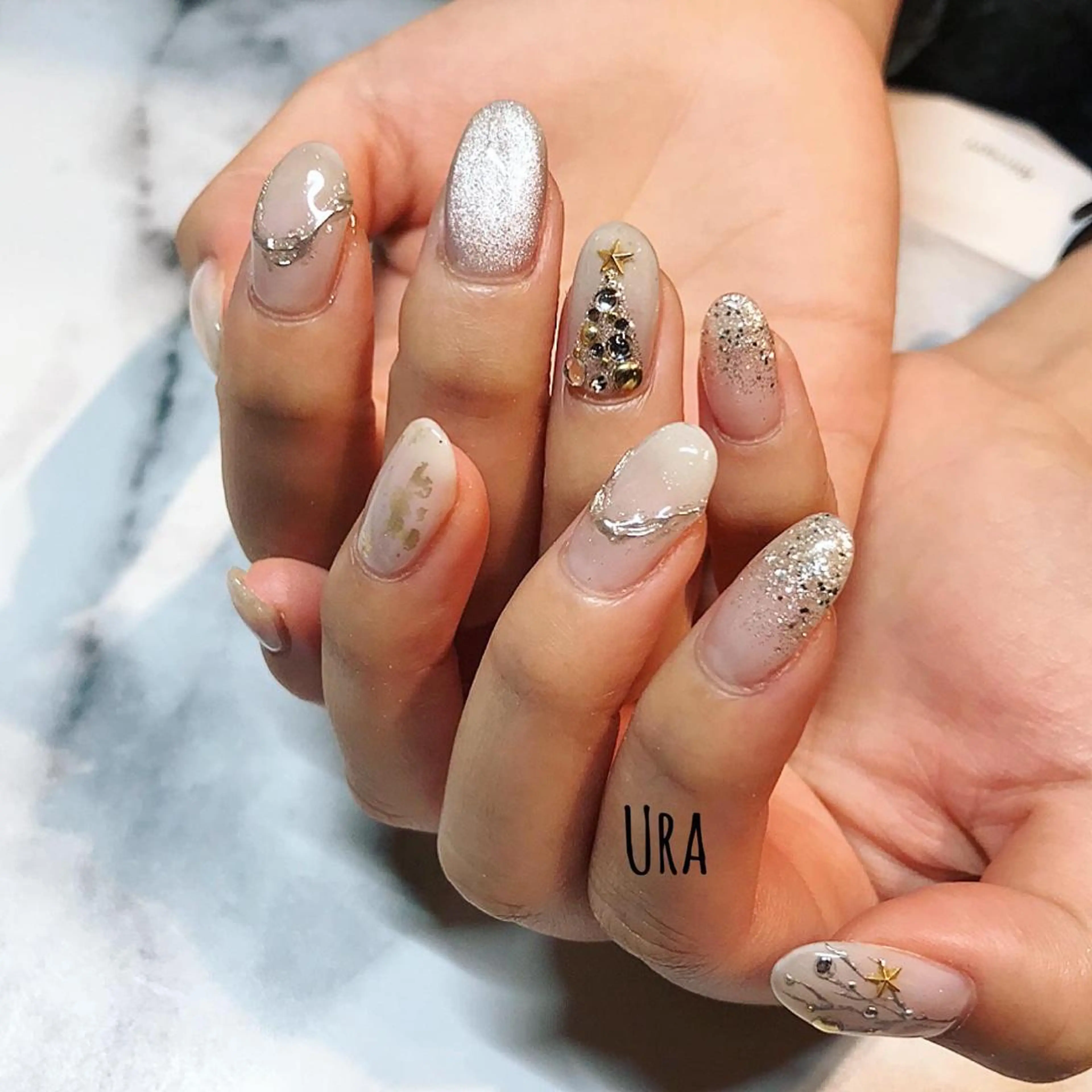 ネイル UrakoNail 《nail》のネイルデザイン