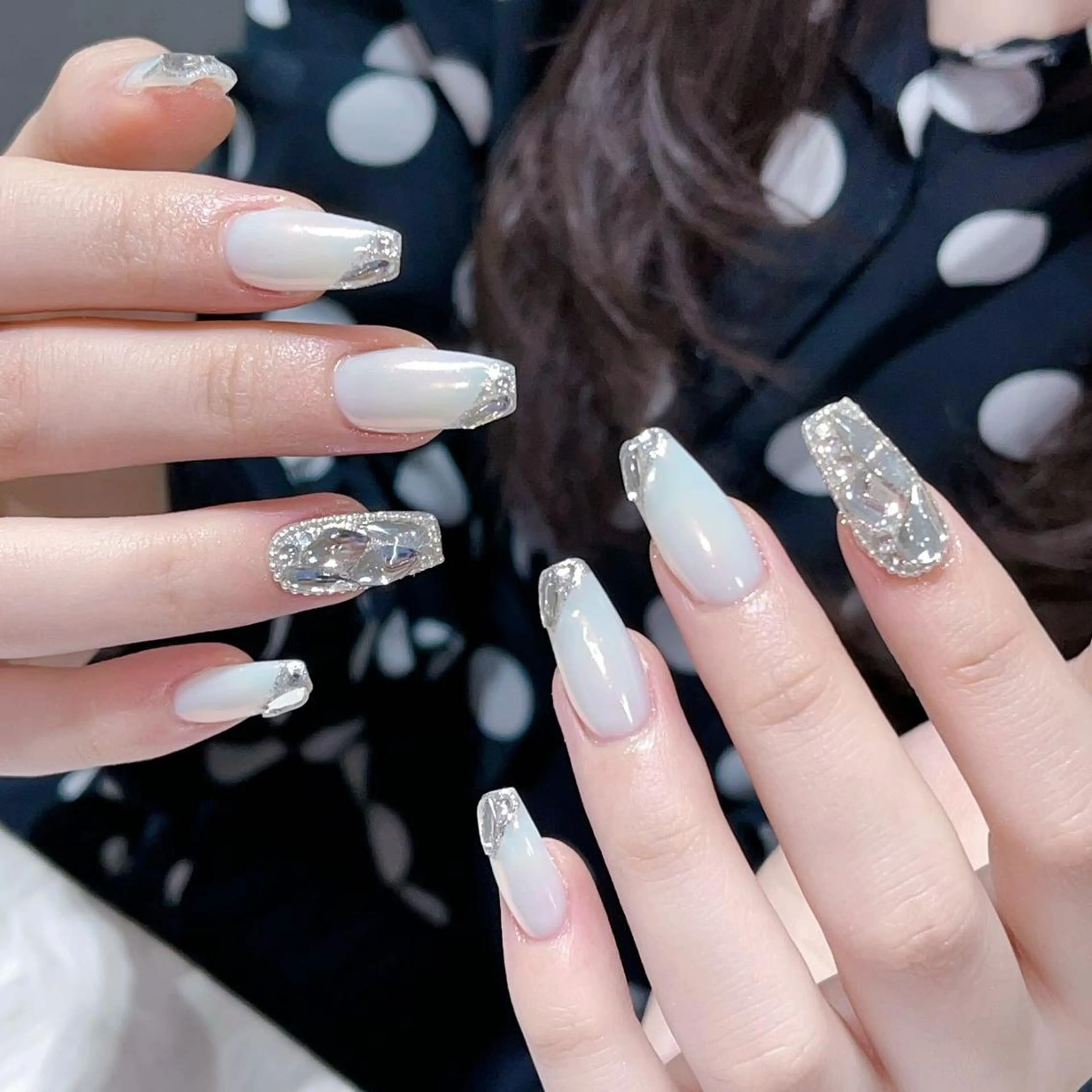 ネイル ハンドネイル Queens PUPUのネイルデザイン