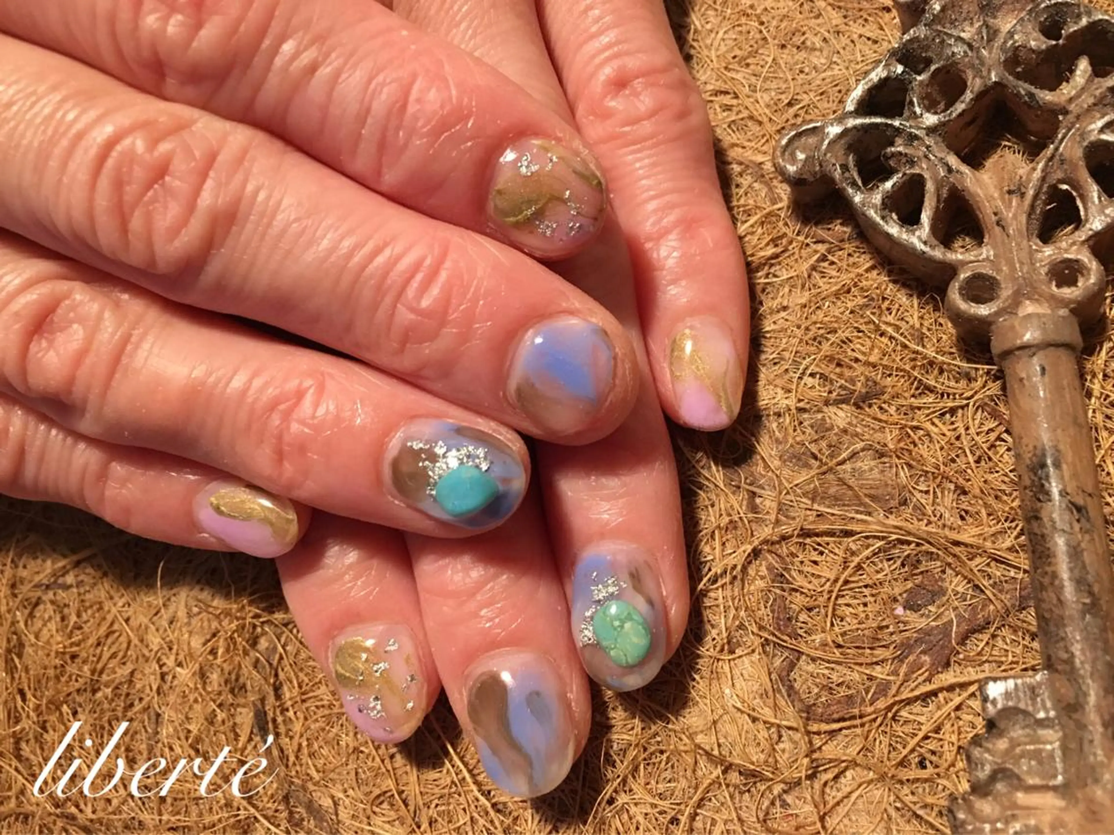 ネイル liberté (リベルテ)のネイルデザイン