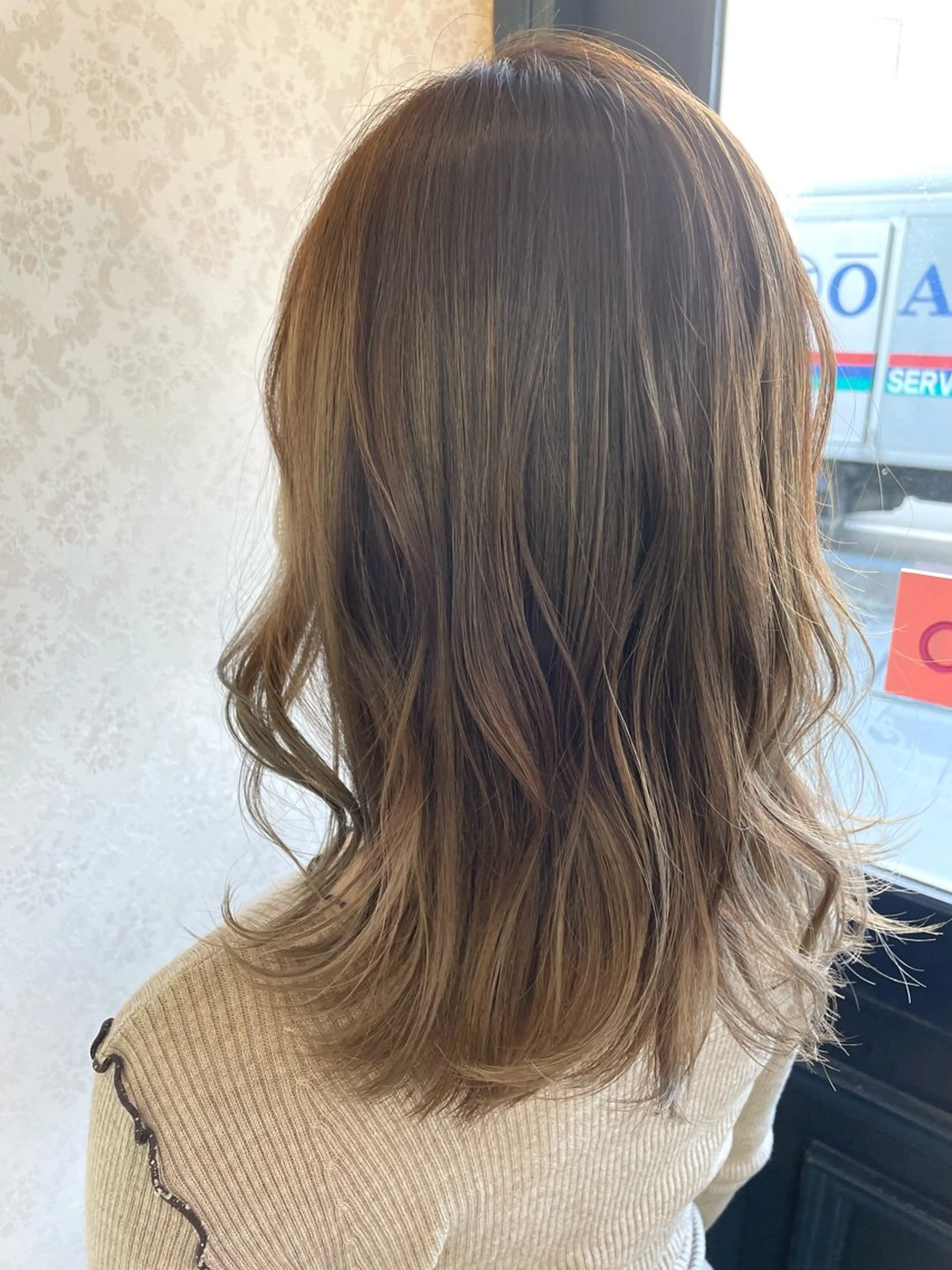 カラー ヒヨシ ルナのヘアスタイル