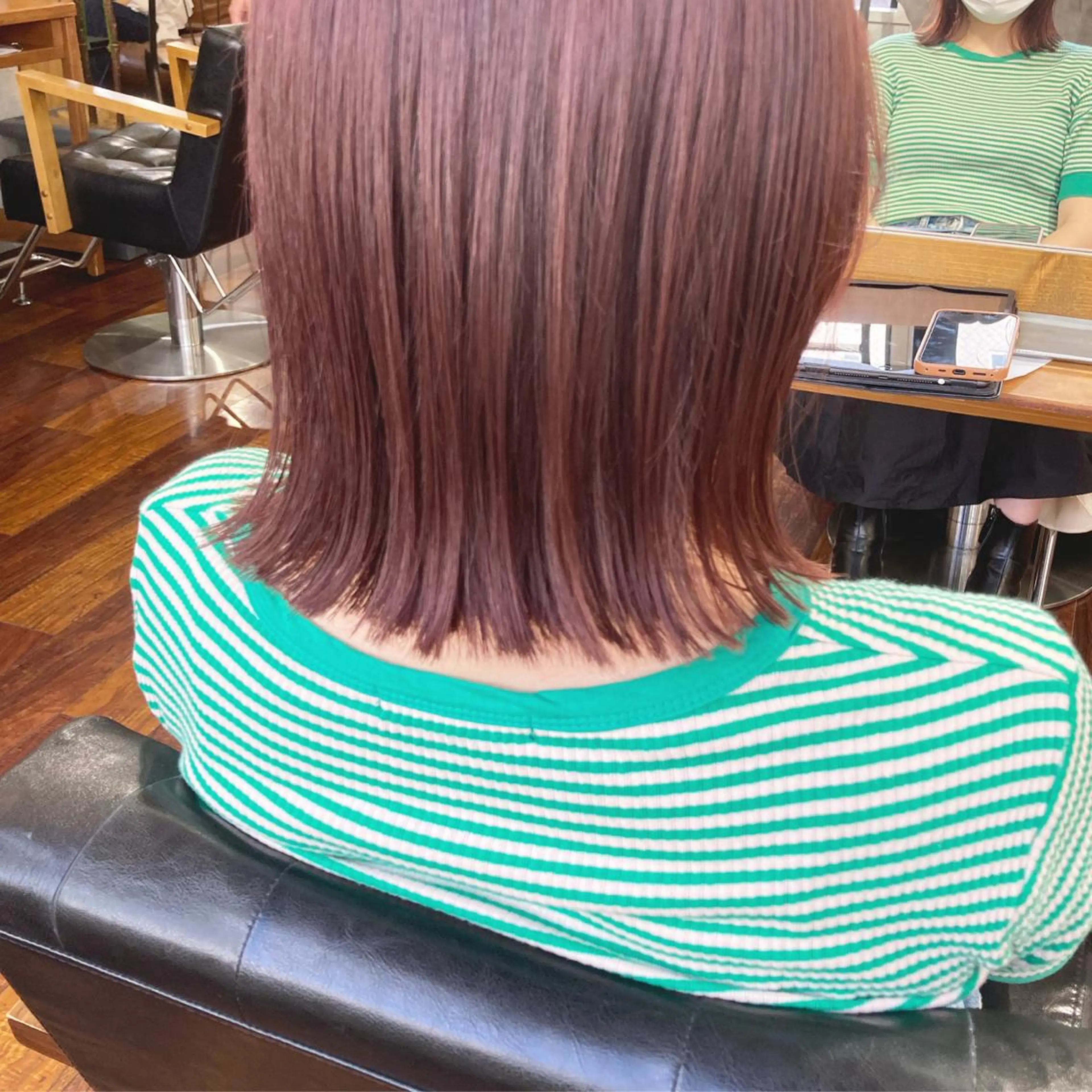 ミディアム カラー ベージュカラー ピンクカラー ピンクベージュ 小木曽智美 /ボブ/ショートのヘアスタイル