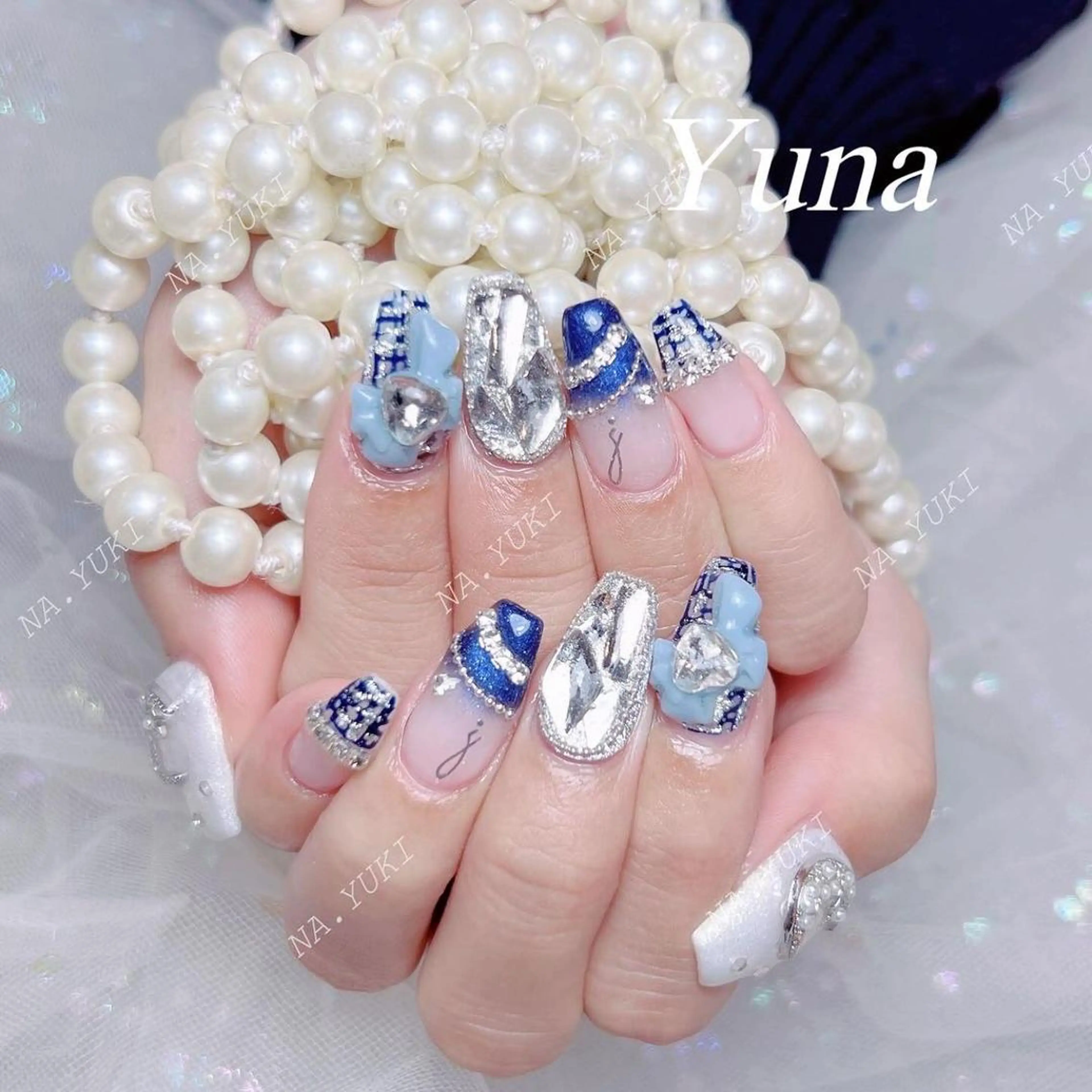 ネイル ハンドネイル 🌷 Mooning 🌷のネイルデザイン