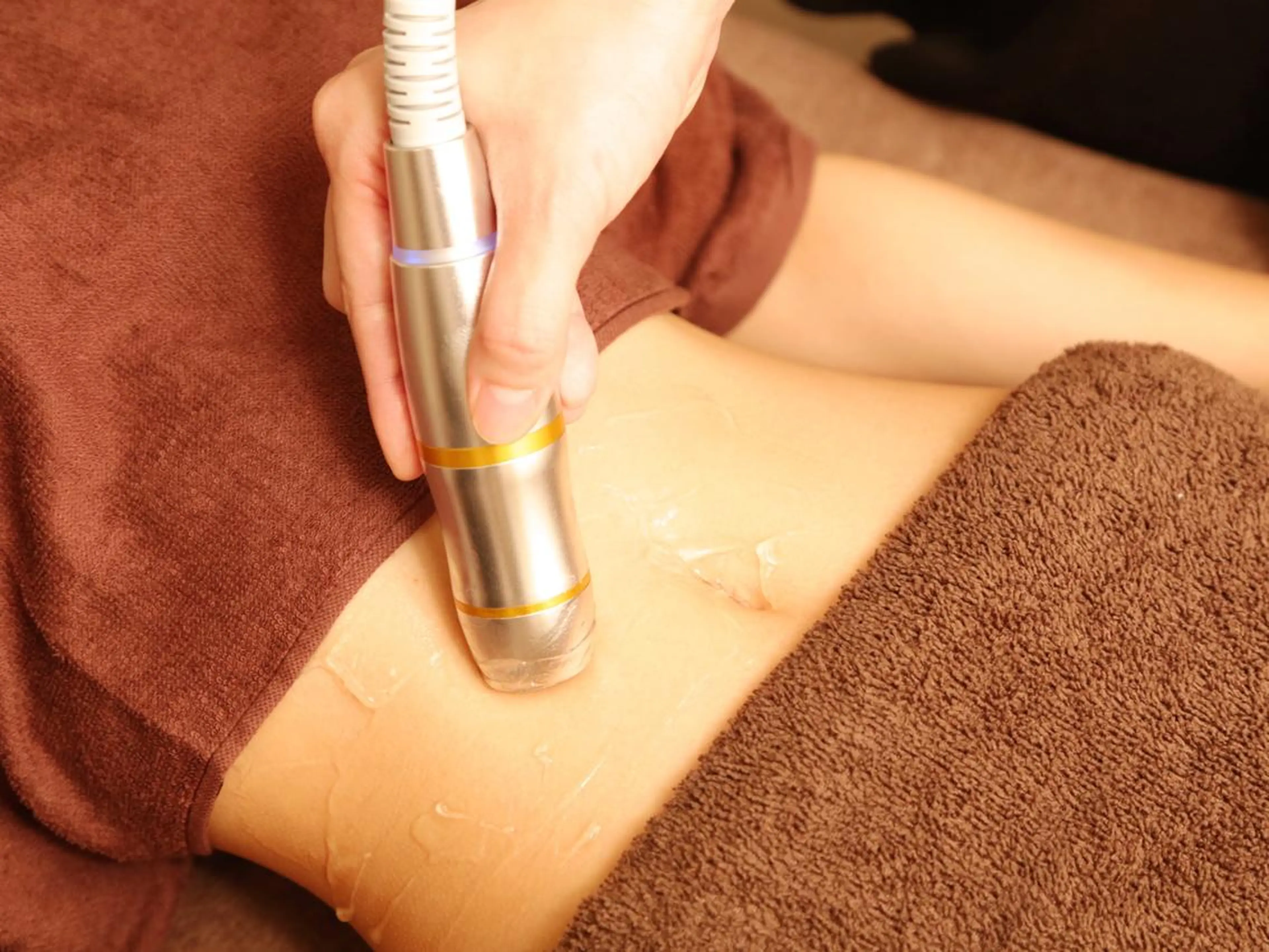 話題のメスのいらない脂肪吸引★選べるBODY★4000stお腹、ウエスト、太もも、ふくらはぎ、二の腕に★の写真