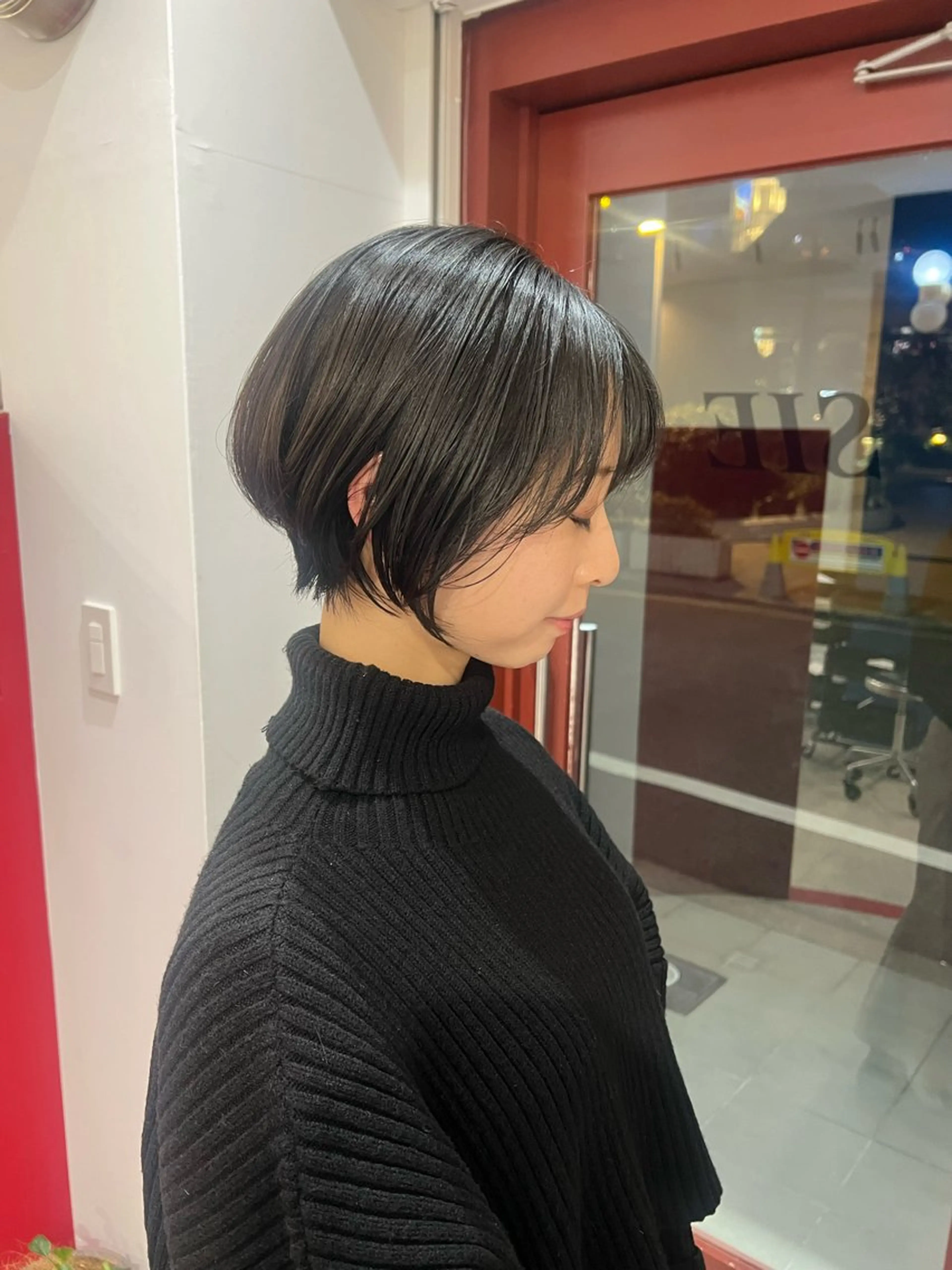 ショート カット トリートメント 室屋 鈴音のヘアスタイル