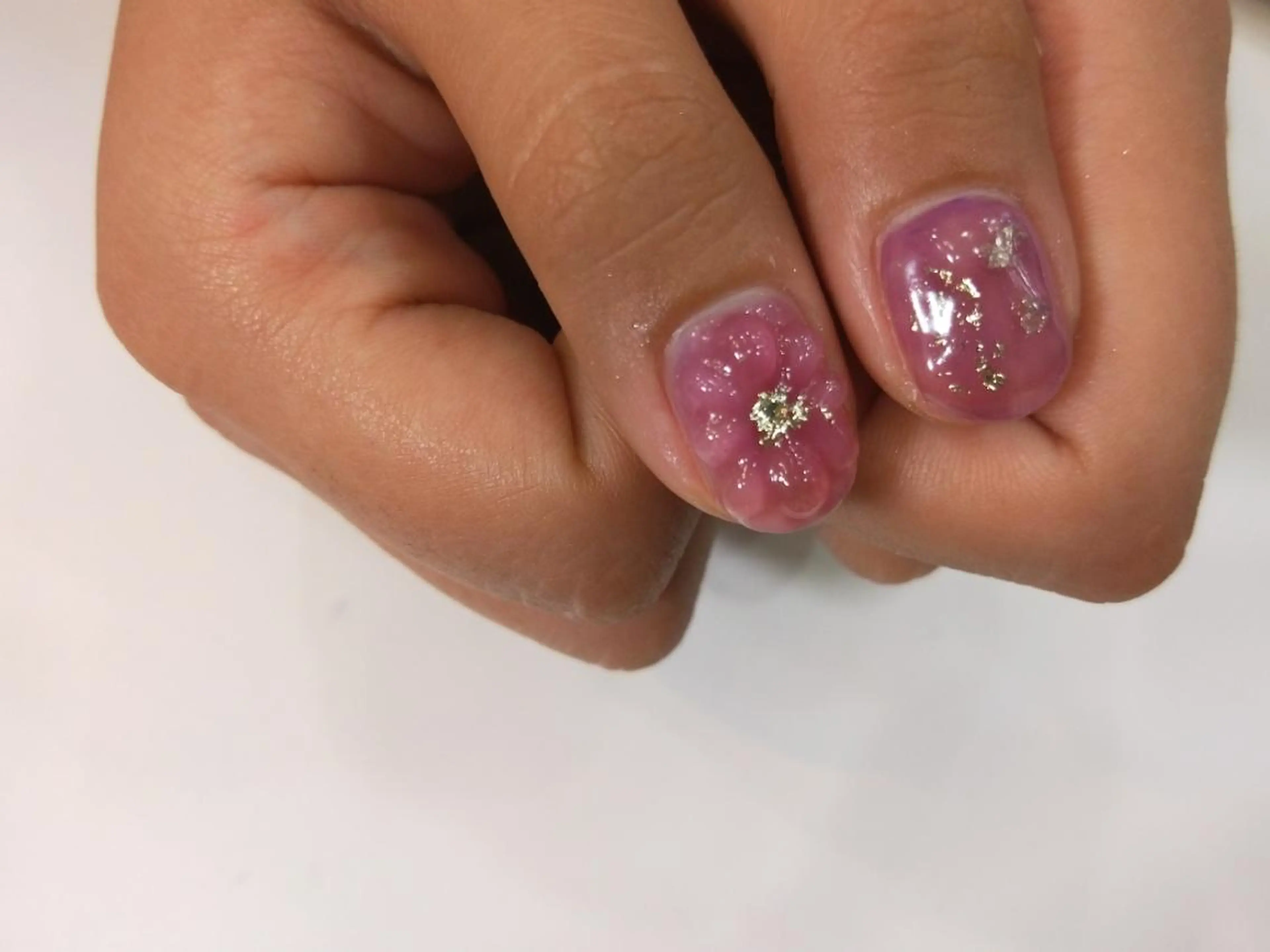 ネイル ハンドネイル ハンドケア R'well所属・はばすみれ🎀ﾈｲﾙ 光ﾌｪｲｼｬﾙ ﾍｱのネイルデザイン