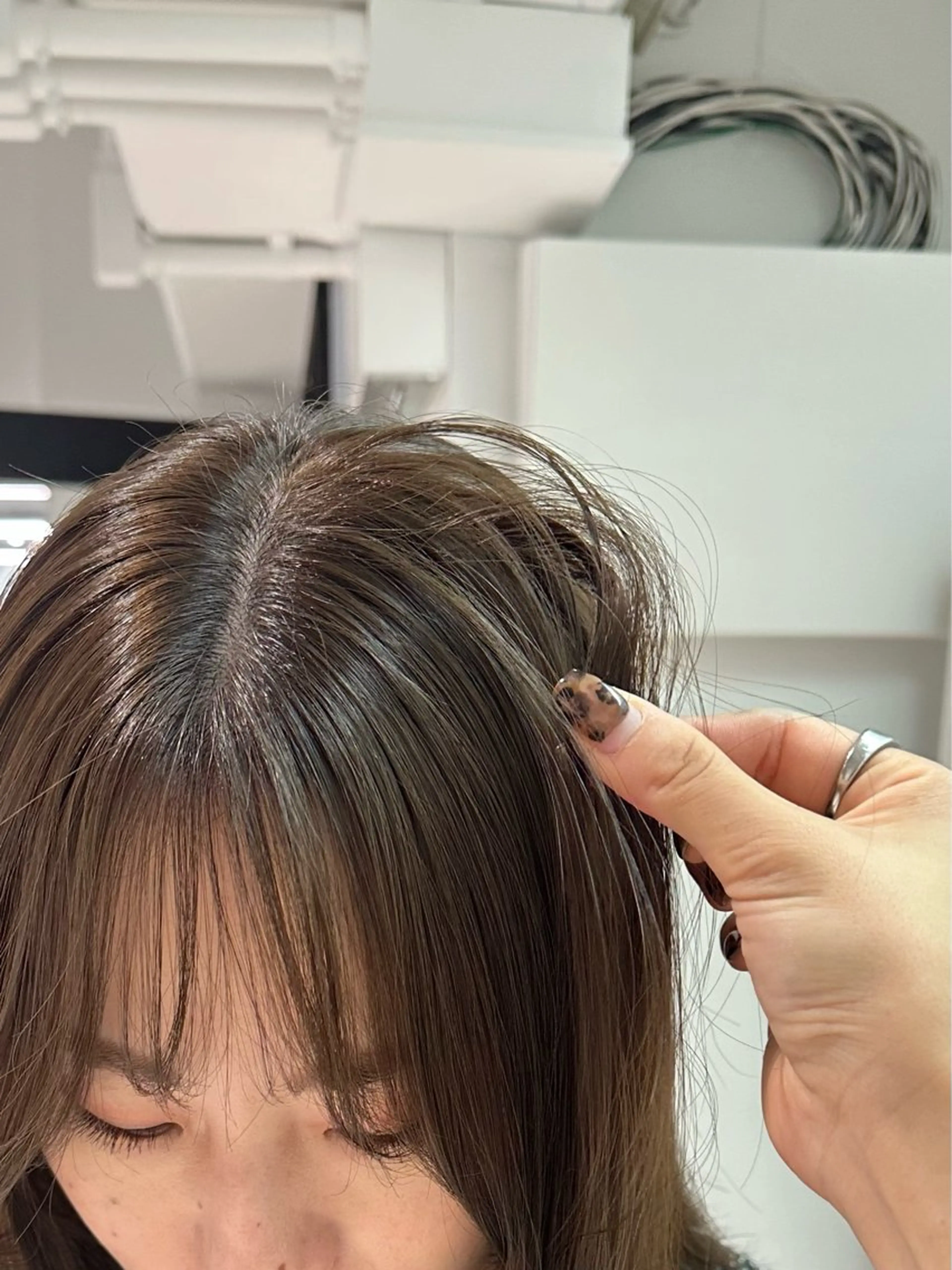 ミディアム カラー ベージュカラー ブリーチ ハイトーンカラー ブリーチなしカラー オリーブベージュ カット ヘアカラー トリートメント REINA☁️透明感 カラー/ぷつっと♡のヘアスタイル