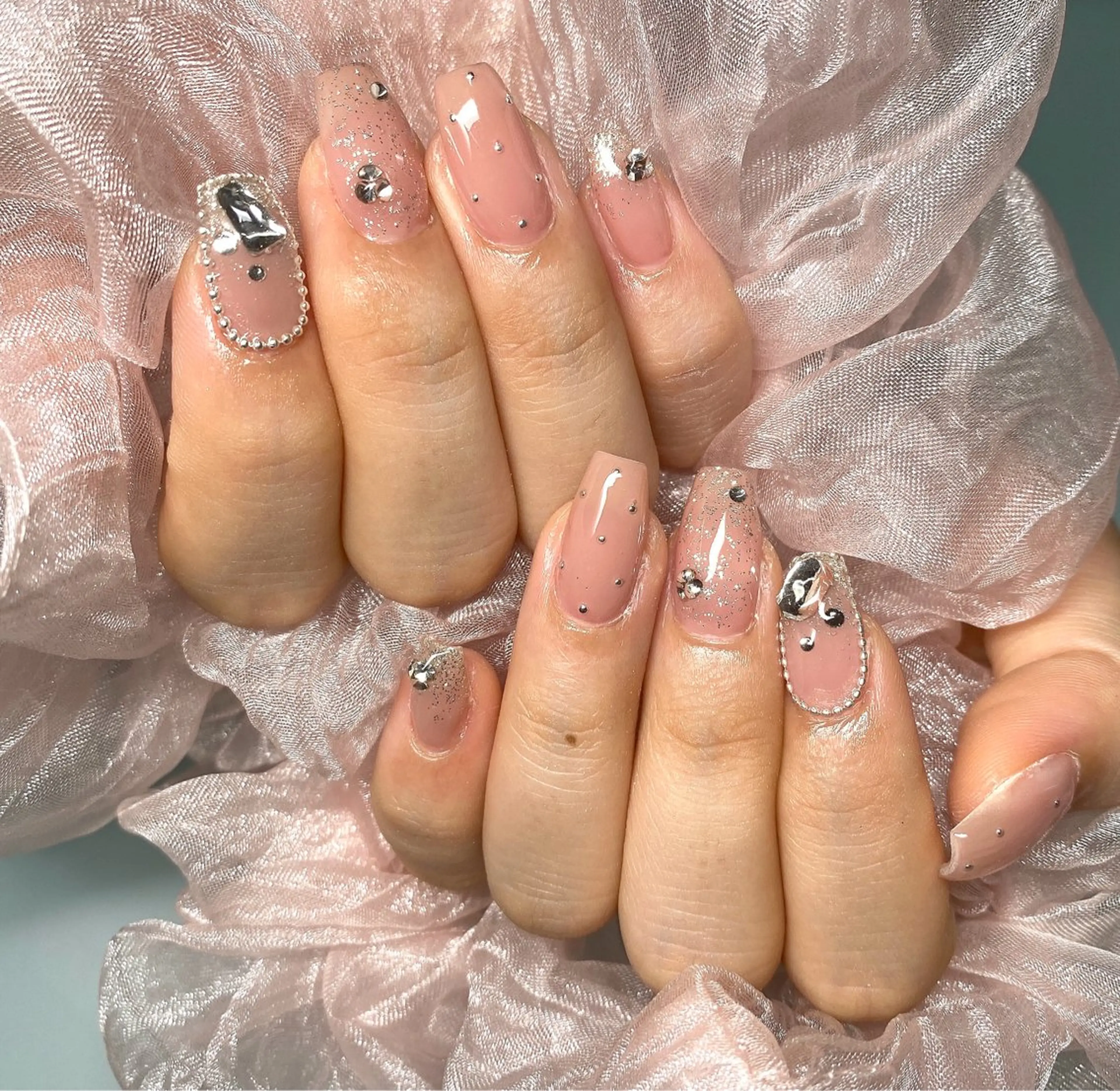 ネイル salon Dahlia所属・サロンダリア Naoのネイルデザイン