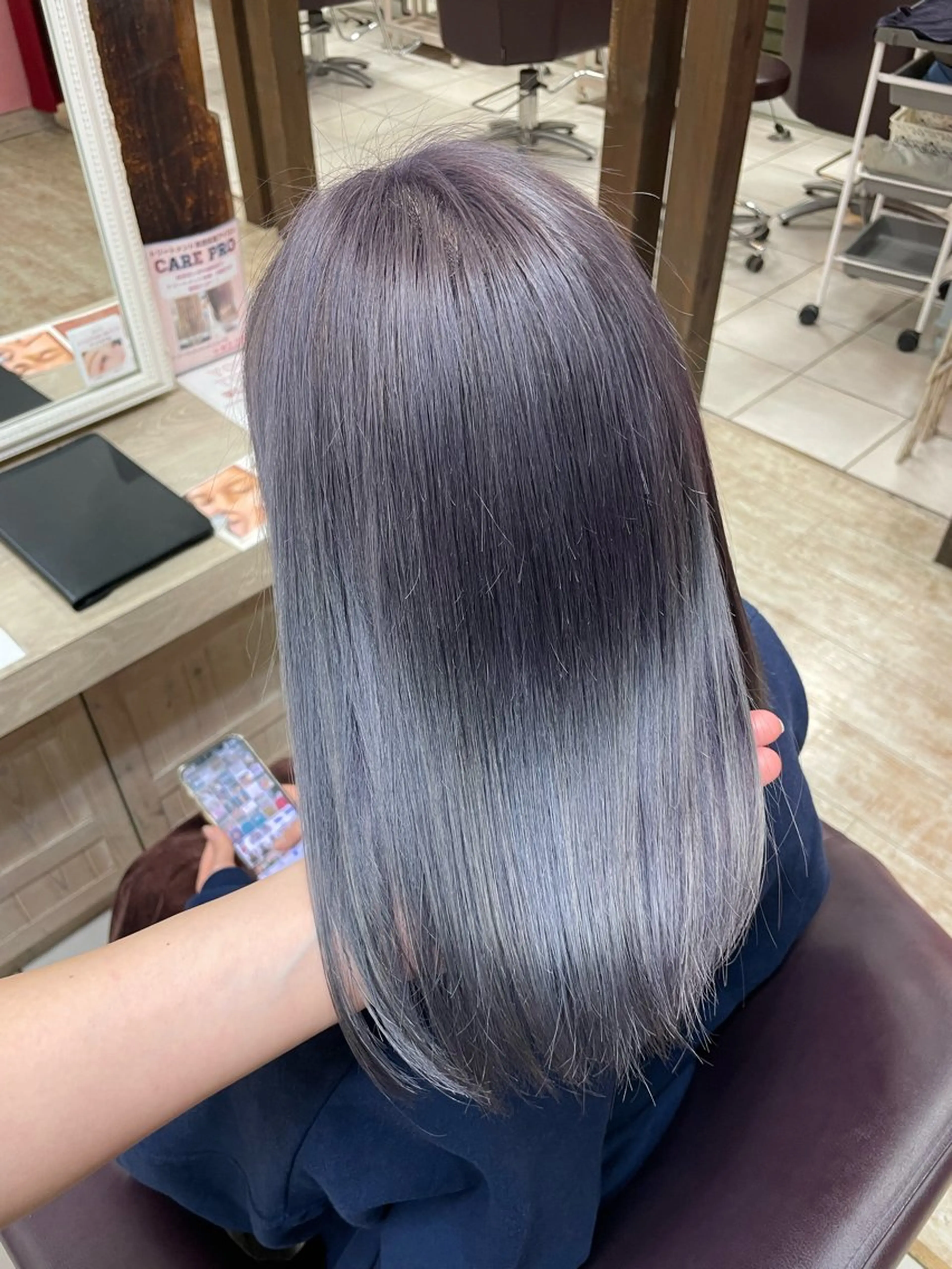 ミディアム 韓国風ヘア 縮毛矯正 BASE HAIR DESIGN【ベースヘアーデザイン】所属・猪股 唯菜のヘアスタイル