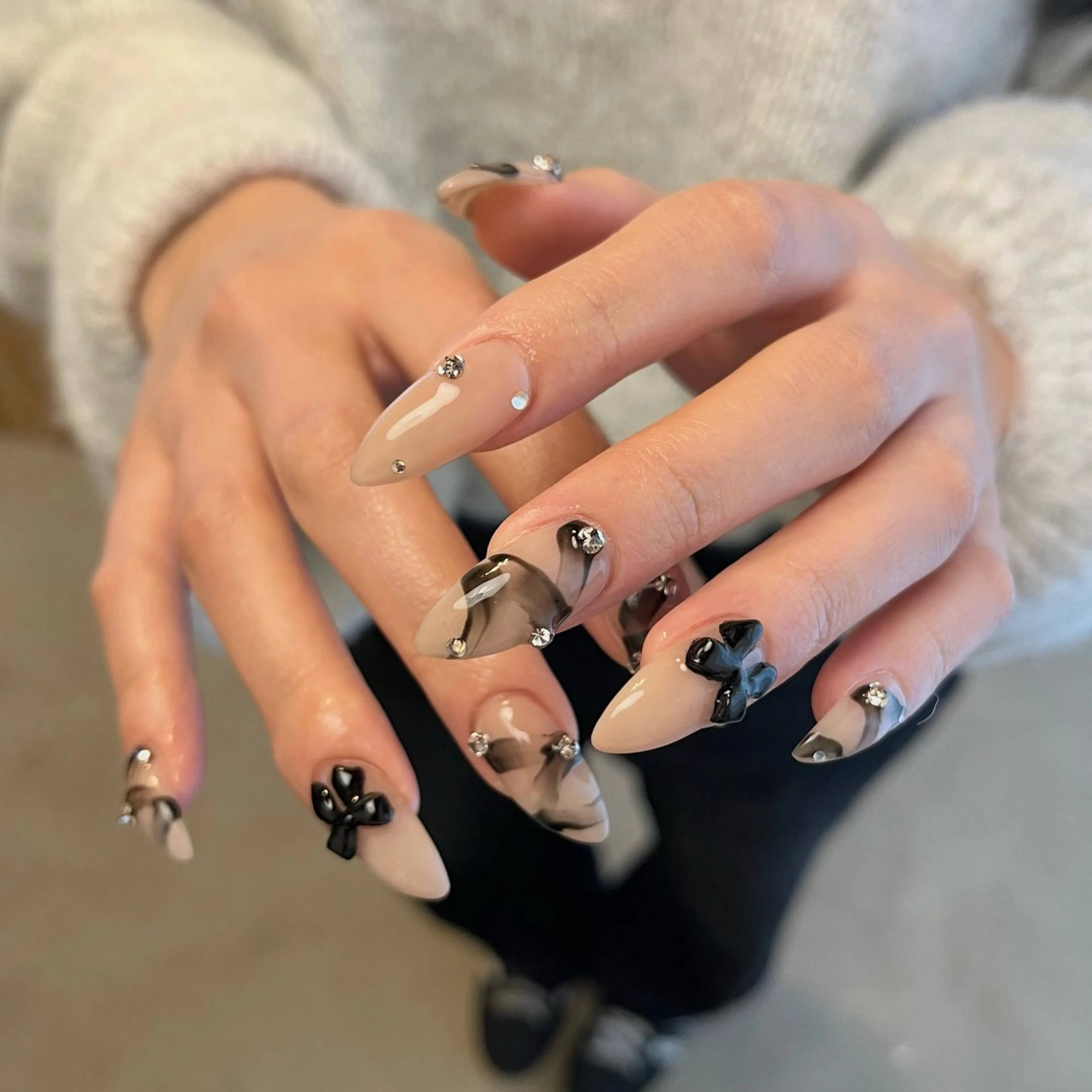 ネイル ハンドネイル aiu  ｱｲﾕｰ ちひろのネイルデザイン