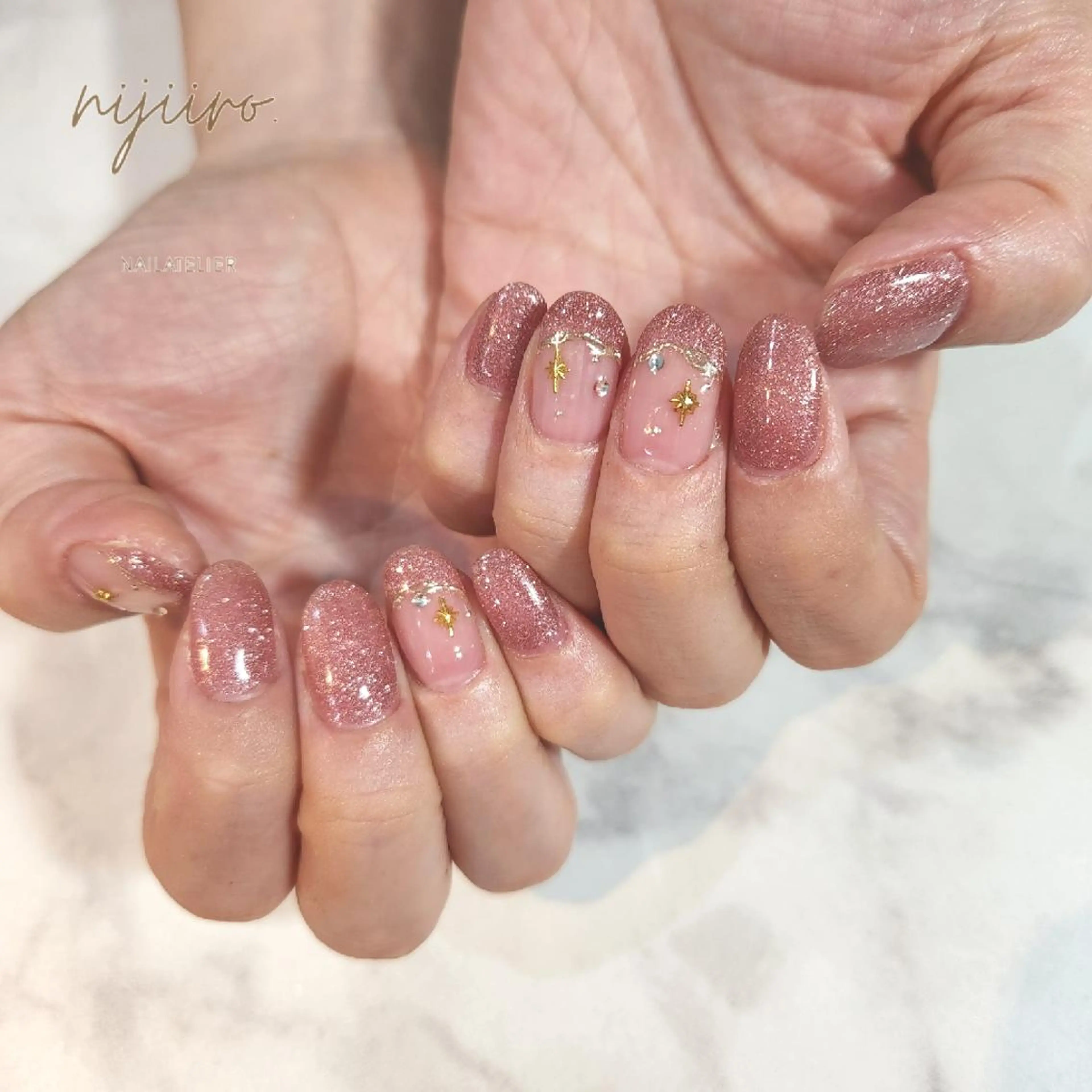 ネイル ハンドネイル nailatelier nijiiro.所属・nijiiro🌈 サトウのネイルデザイン