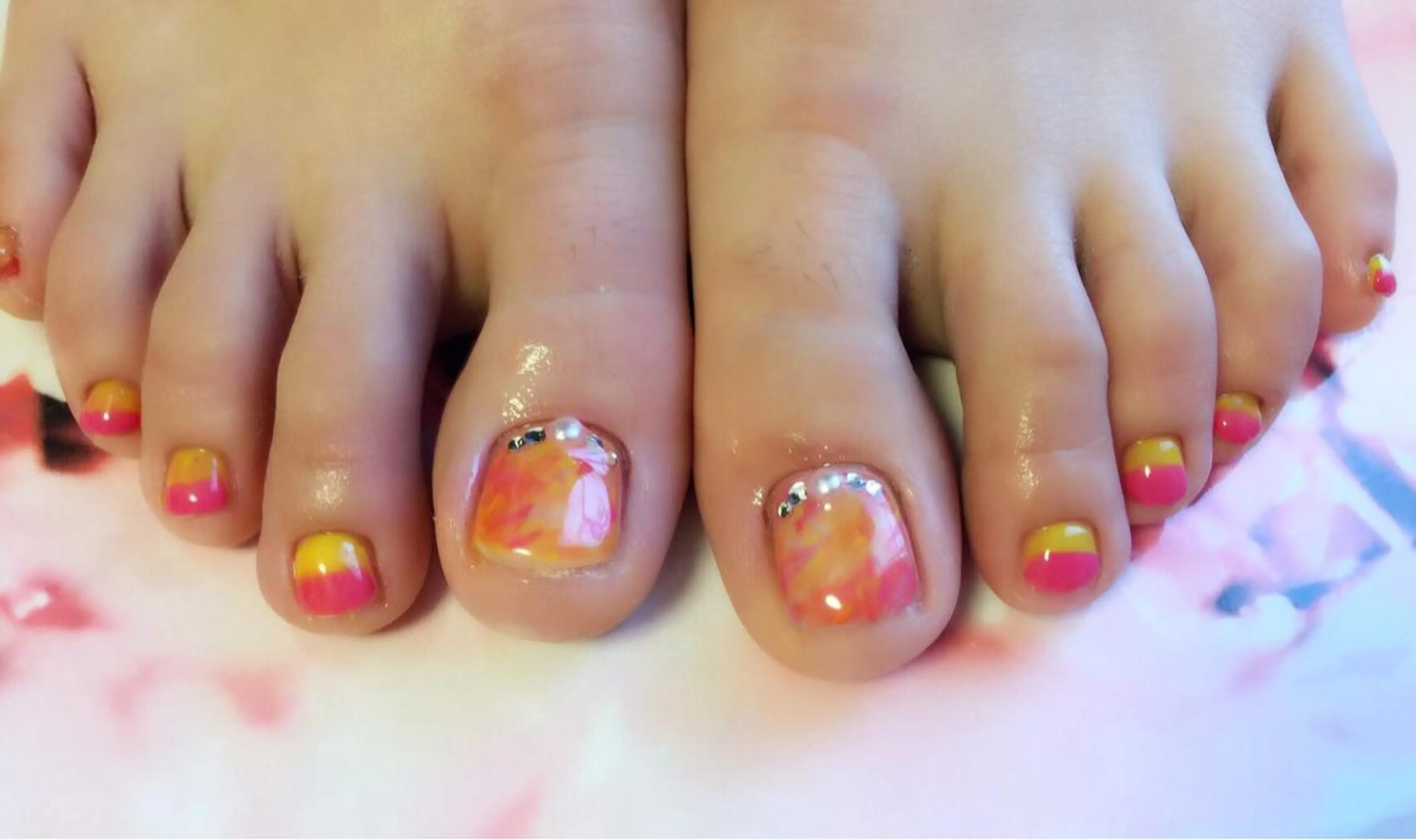 ネイル フットネイル a yakaのネイルデザイン