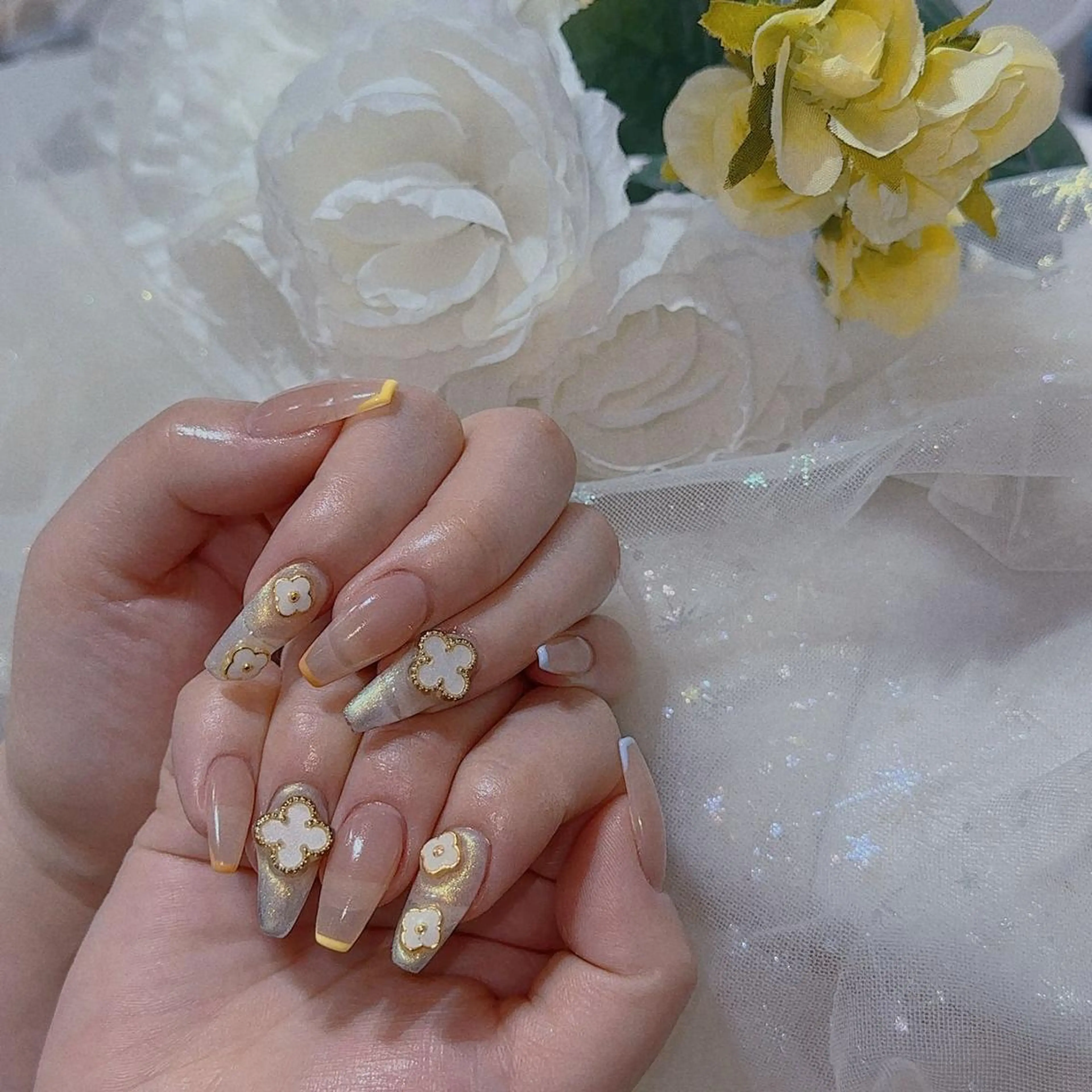 ネイル 長さ出し ネイルチップ Queens みなみのネイルデザイン