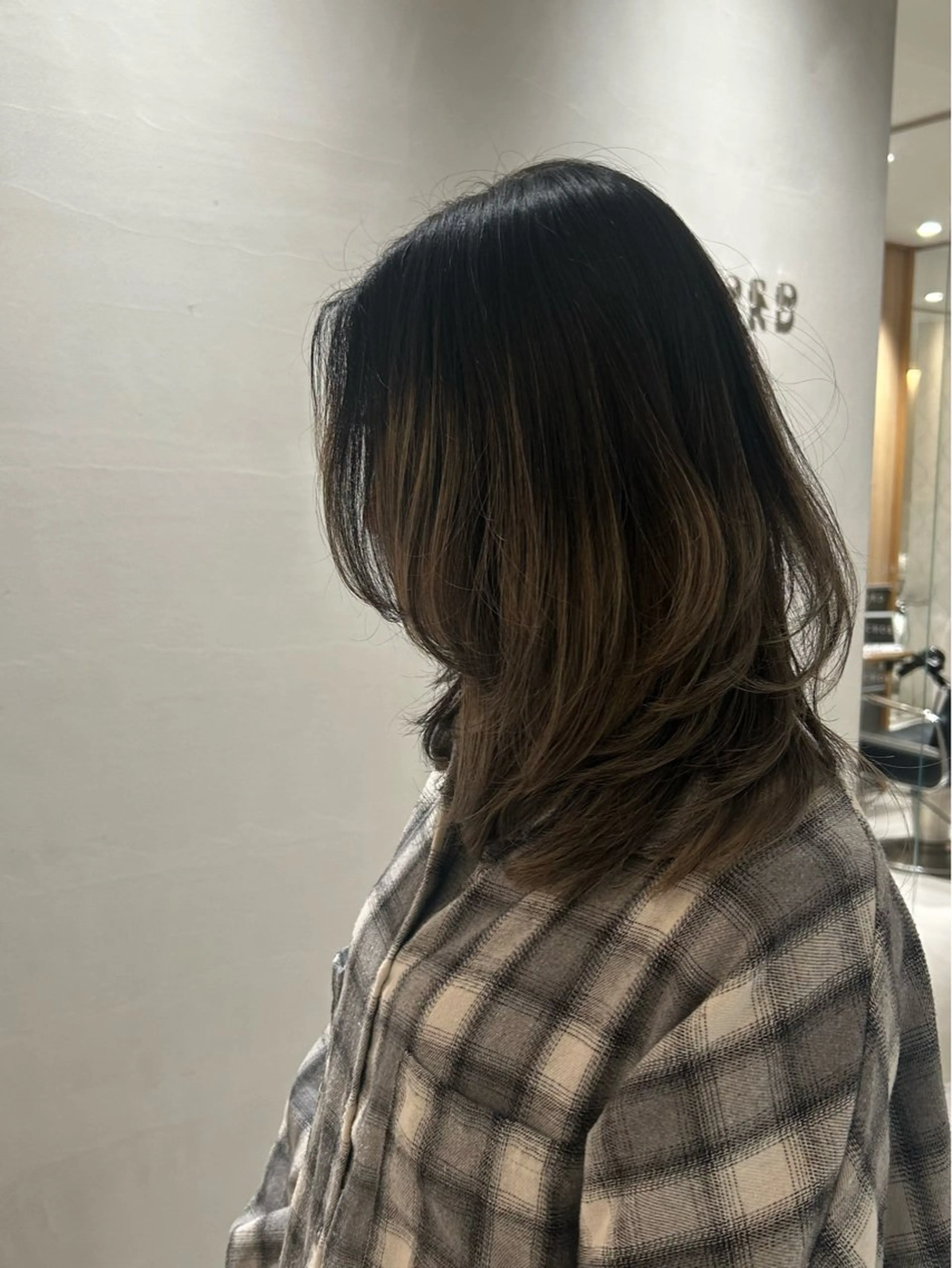 ミディアム こばやし にな 🦖⋆͛のヘアスタイル