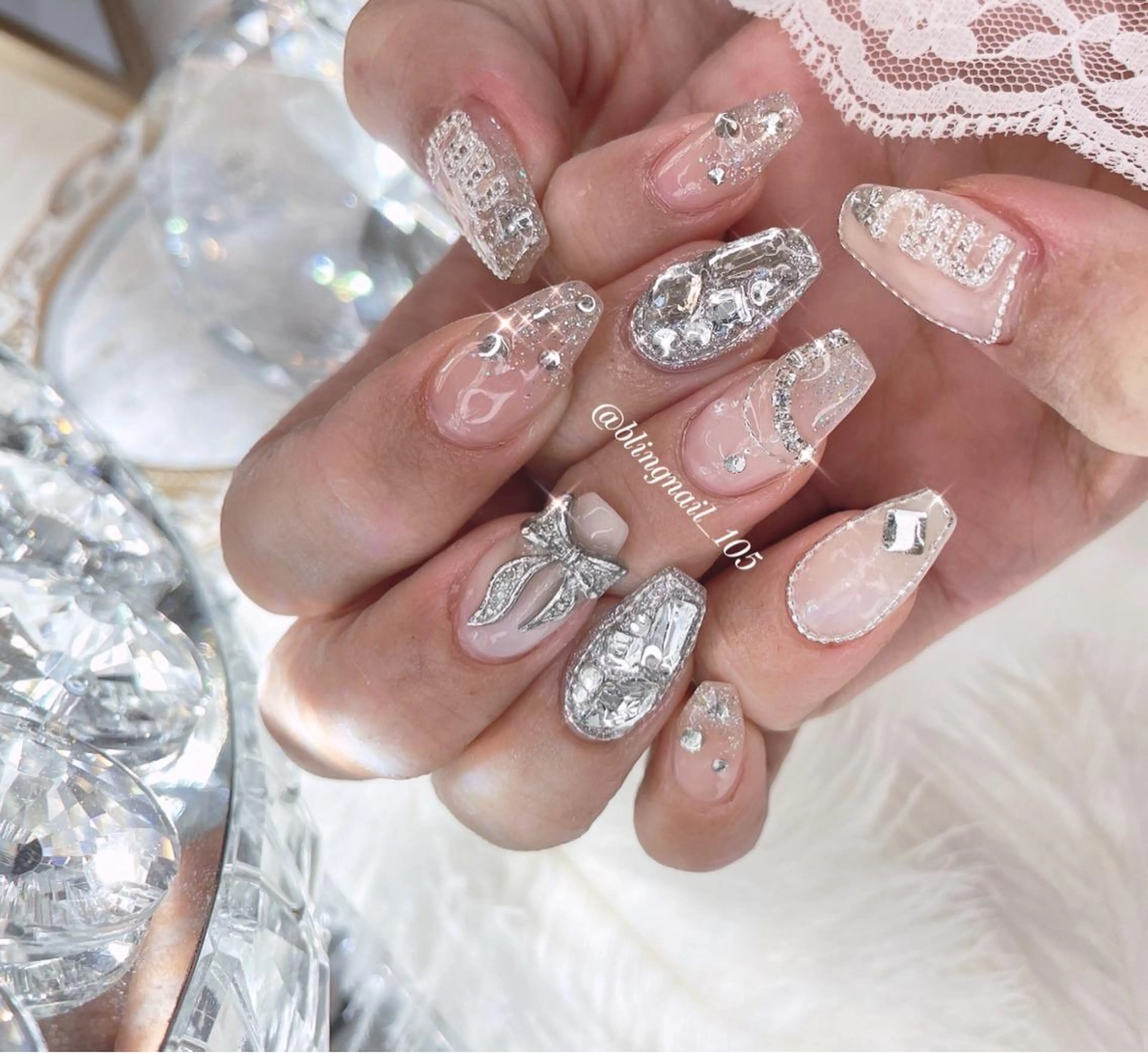 ネイル 23時まで❤︎韓国、 ワンホンネイルのネイルデザイン