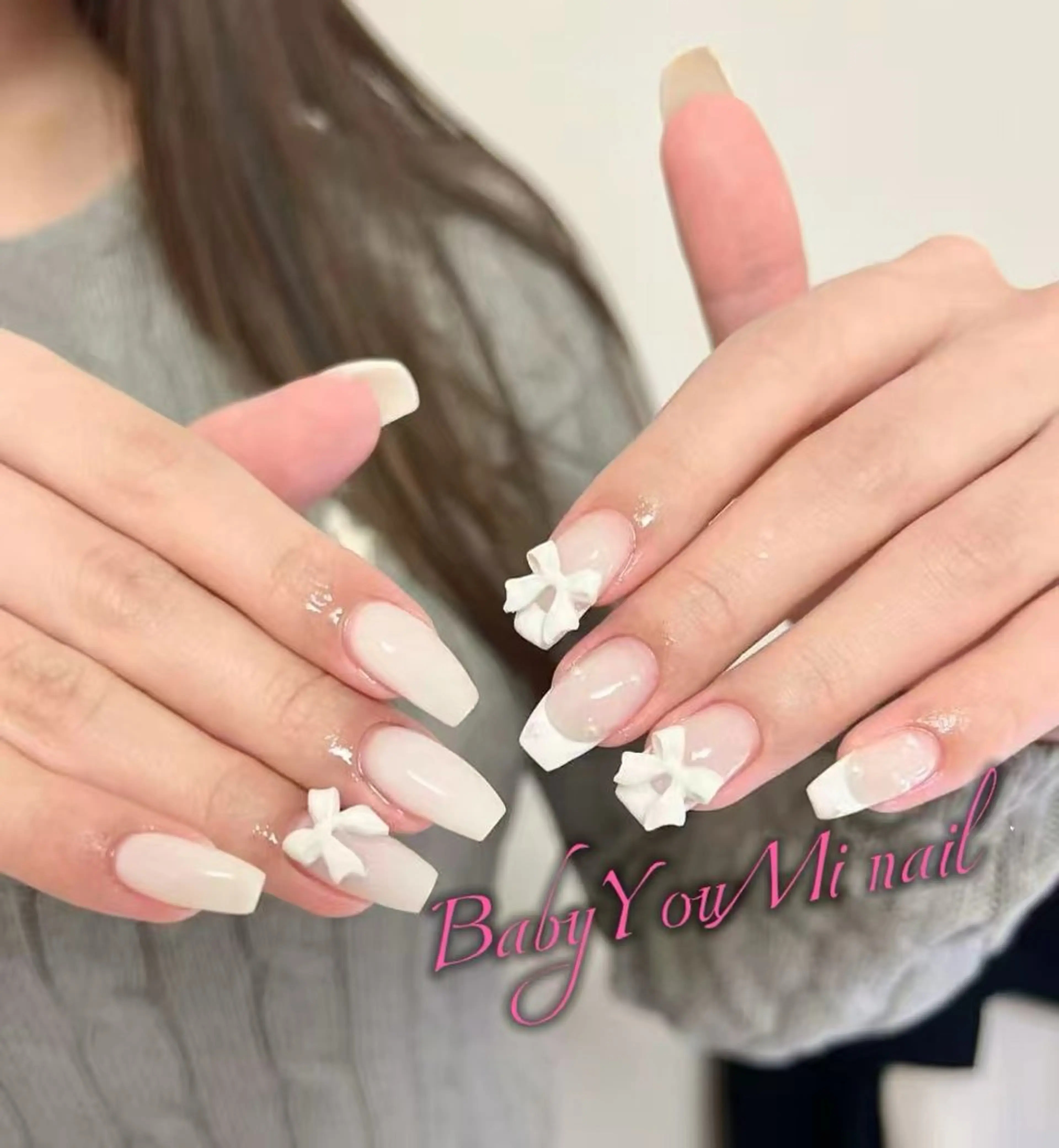 ネイル オーロラネイル 成人式 フットネイル フレンチネイル ジェルネイル ハンドネイル 相沢 さやかのネイルデザイン