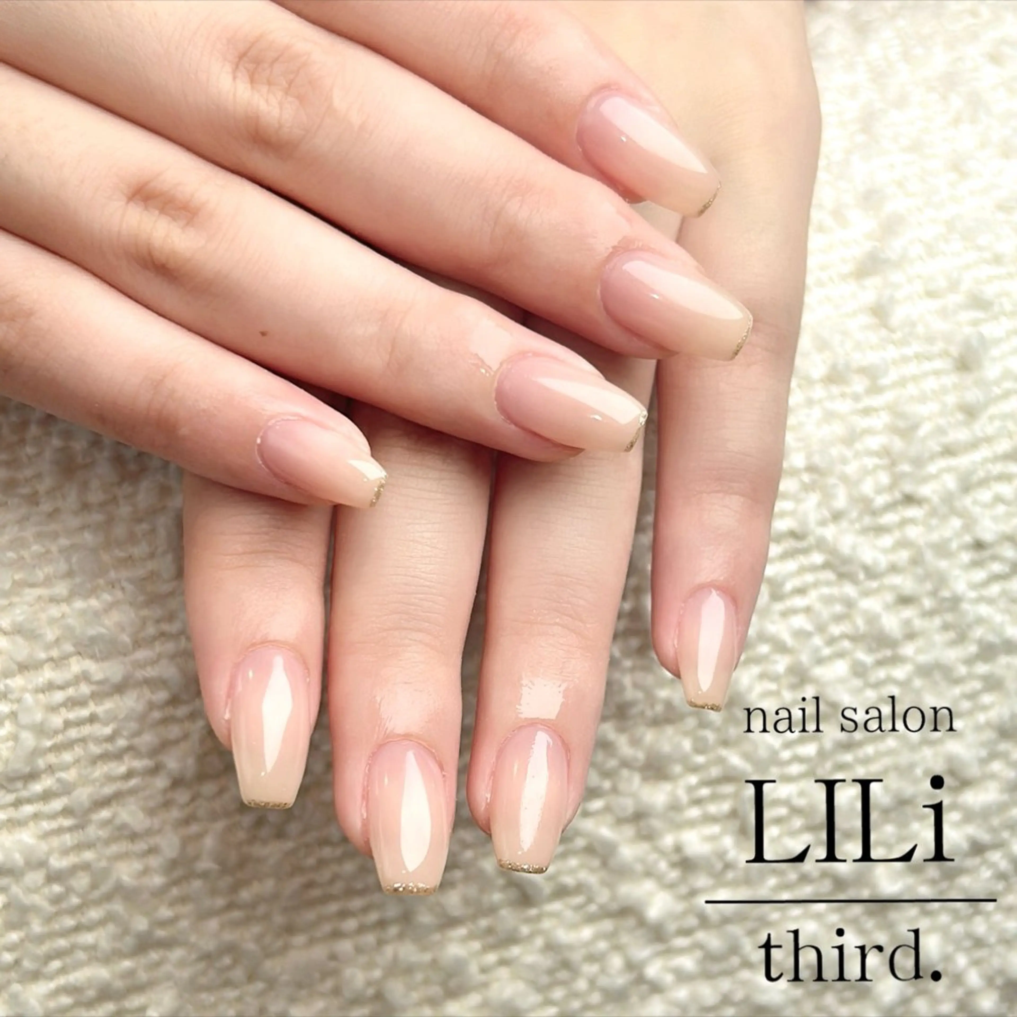 ネイル ラメ(グリッター) オフィスネイル シンプルネイル nail salon LILi third.所属・Saya ᵕ̈*のネイルデザイン