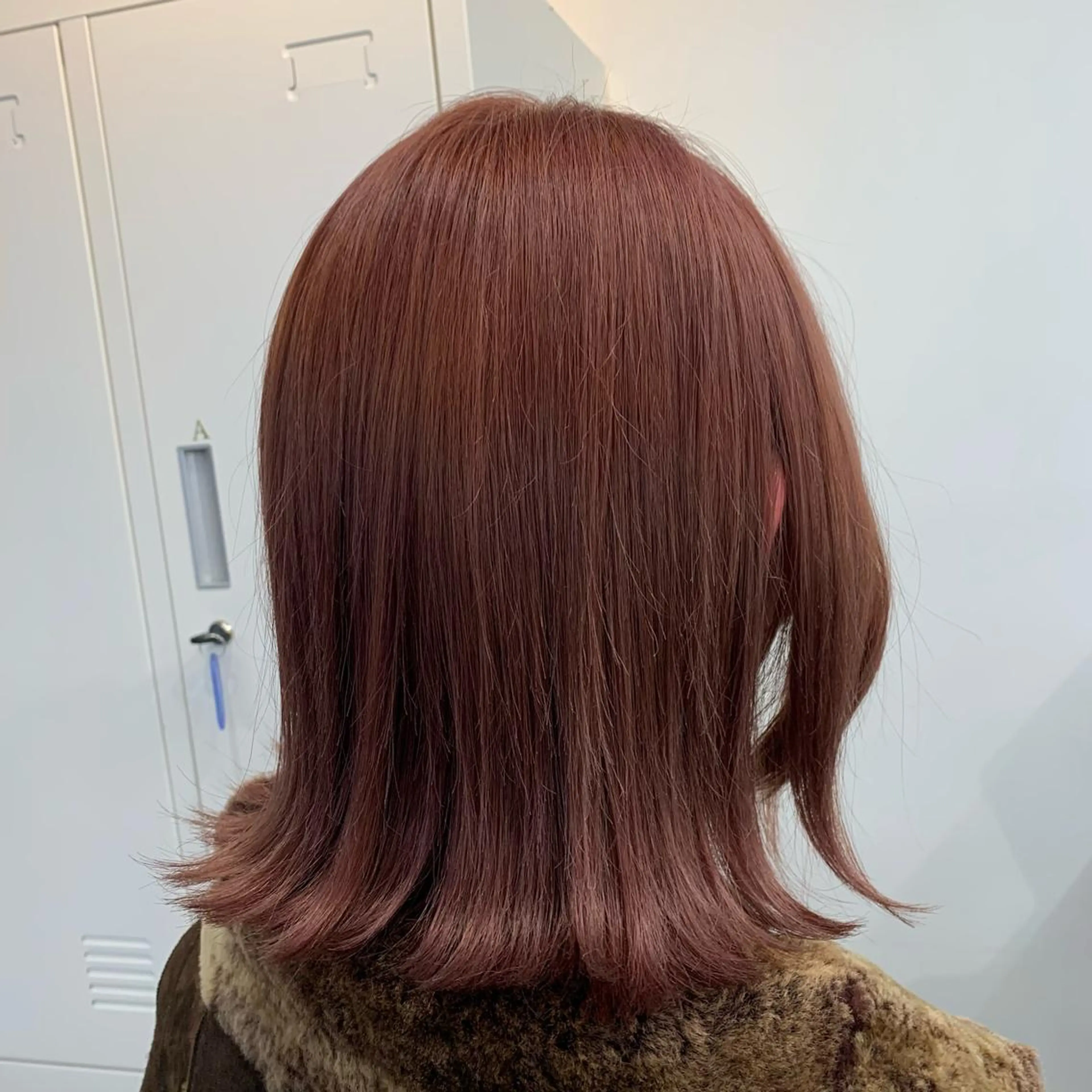 セミロング カラー ブラウンカラー ピンクカラー ピンクブラウン ヘアカラー トリートメント 透明感 カラー🌿KANTAのヘアスタイル