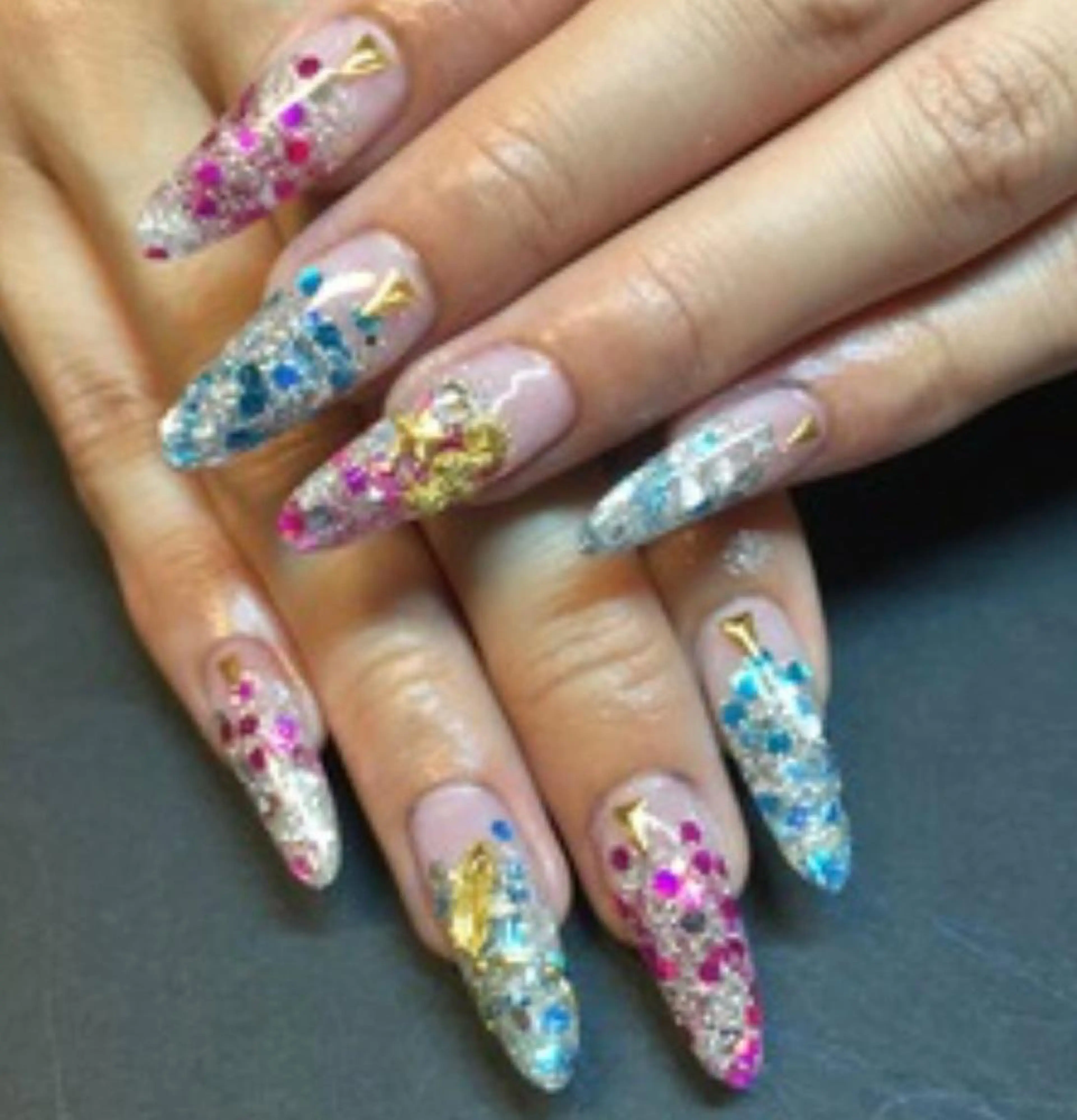 ネイル アートネイル ジェルネイル スカルプネイル 安藤 Charlotteのネイルデザイン