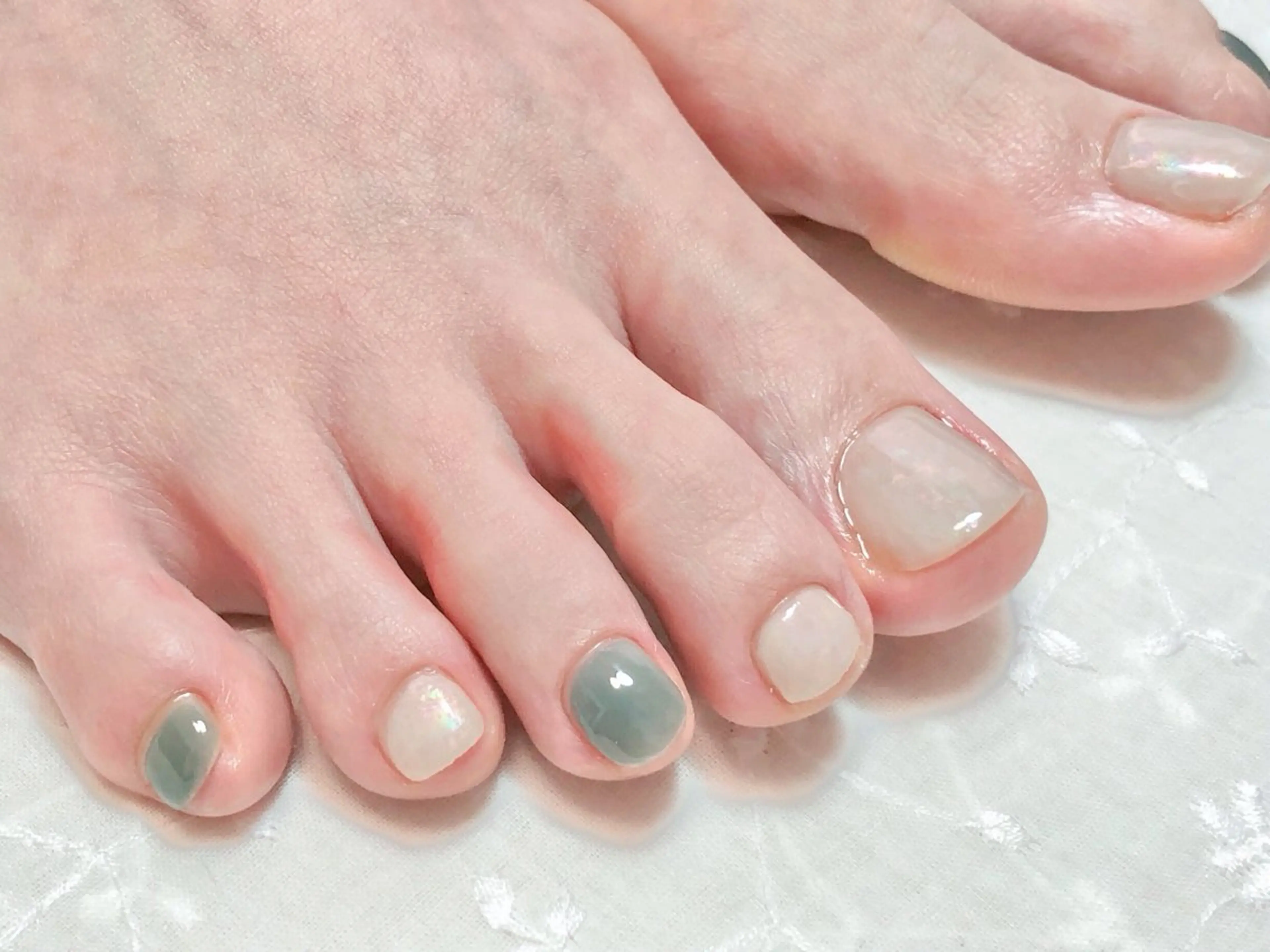 ネイル オーロラネイル atelier in bloomのネイルデザイン