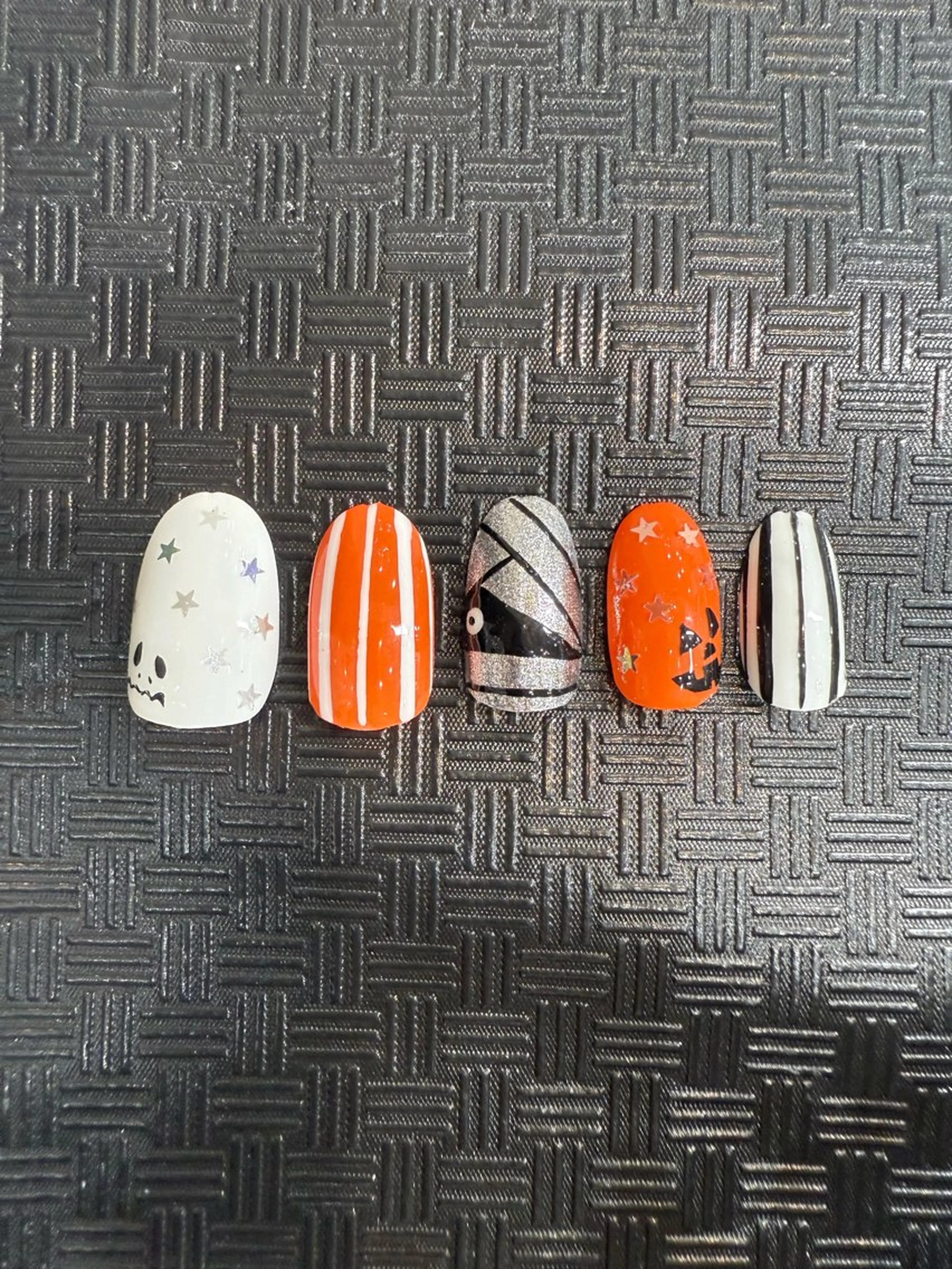 ネイル ハロウィン ハンドネイル 三宮 真琴のネイルデザイン