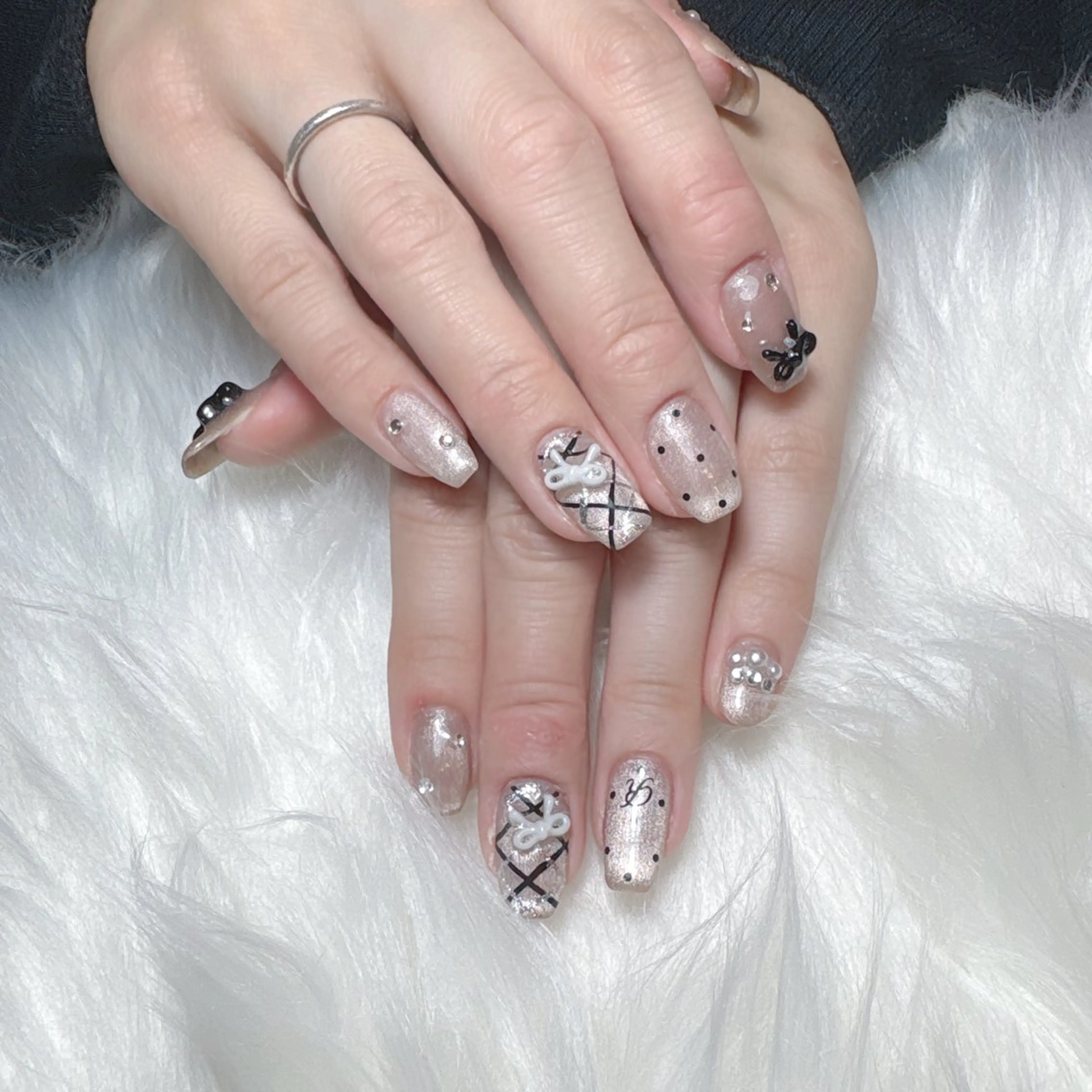 ネイル ハンドネイル Yudia Rikaのネイルデザイン