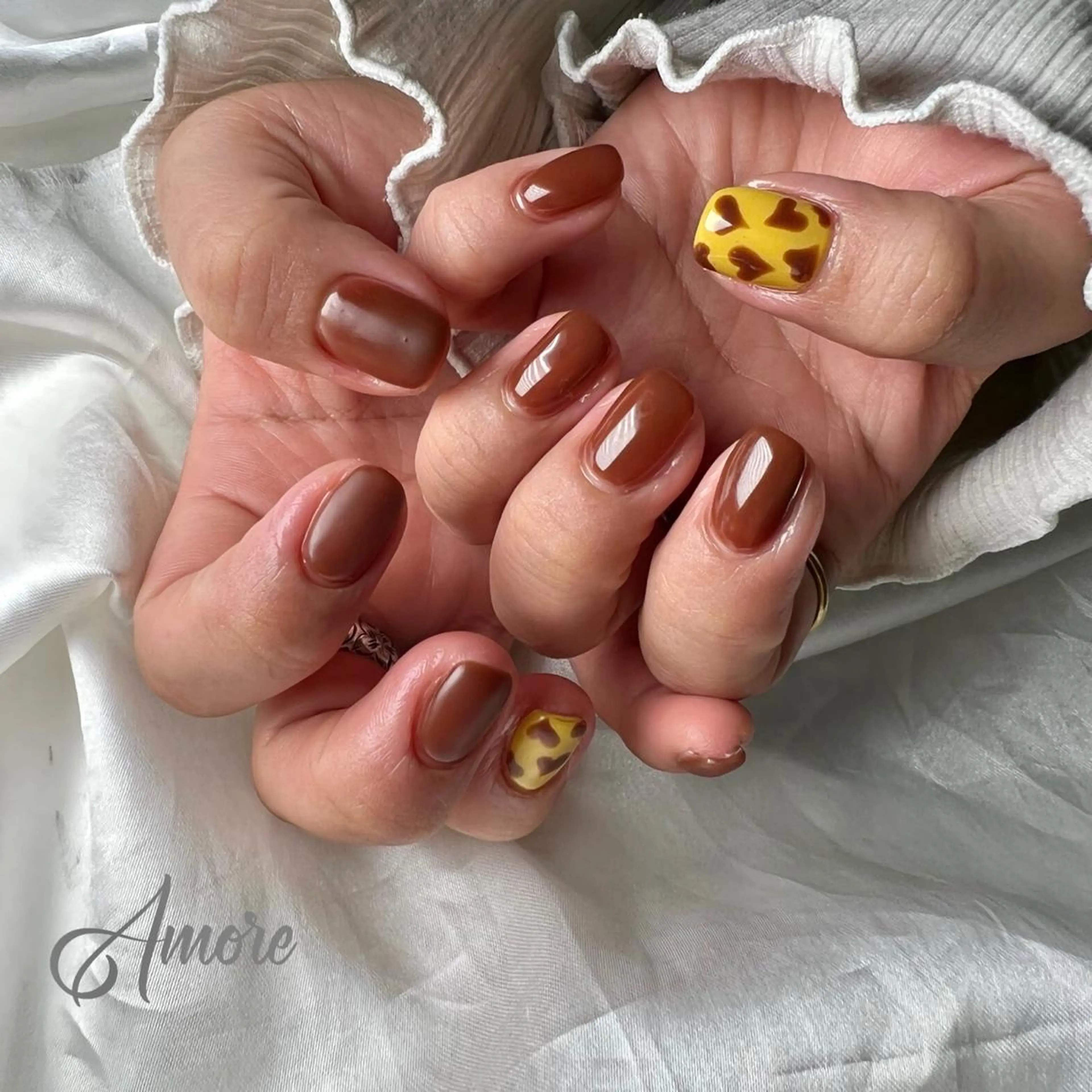 ネイル ジェルネイル 氷ネイル・うるうるネイル マグネットネイル ミラーネイル ニュアンスネイル You kyehwaのネイルデザイン