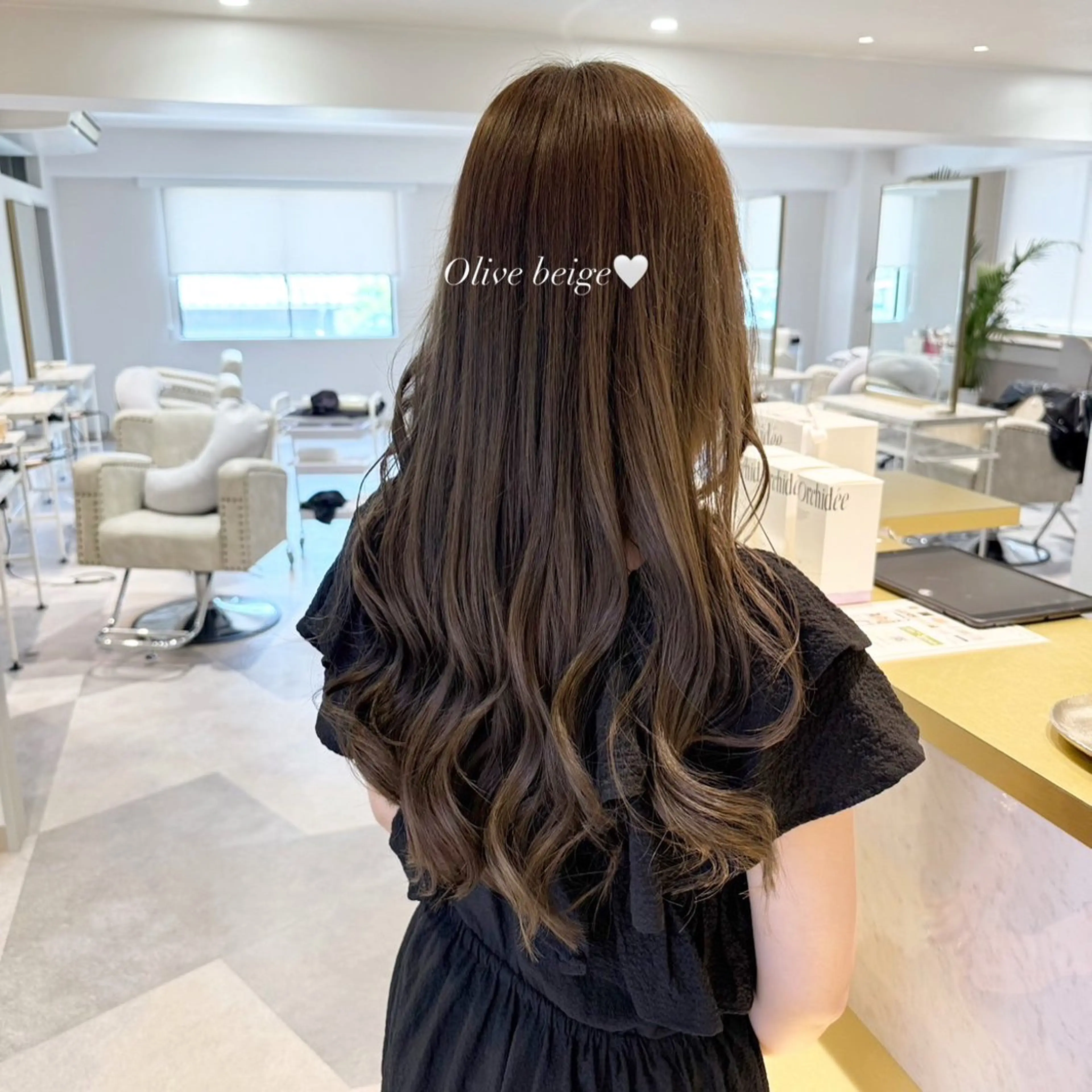 ロング hair design emii.所属・河野 未空のヘアスタイル