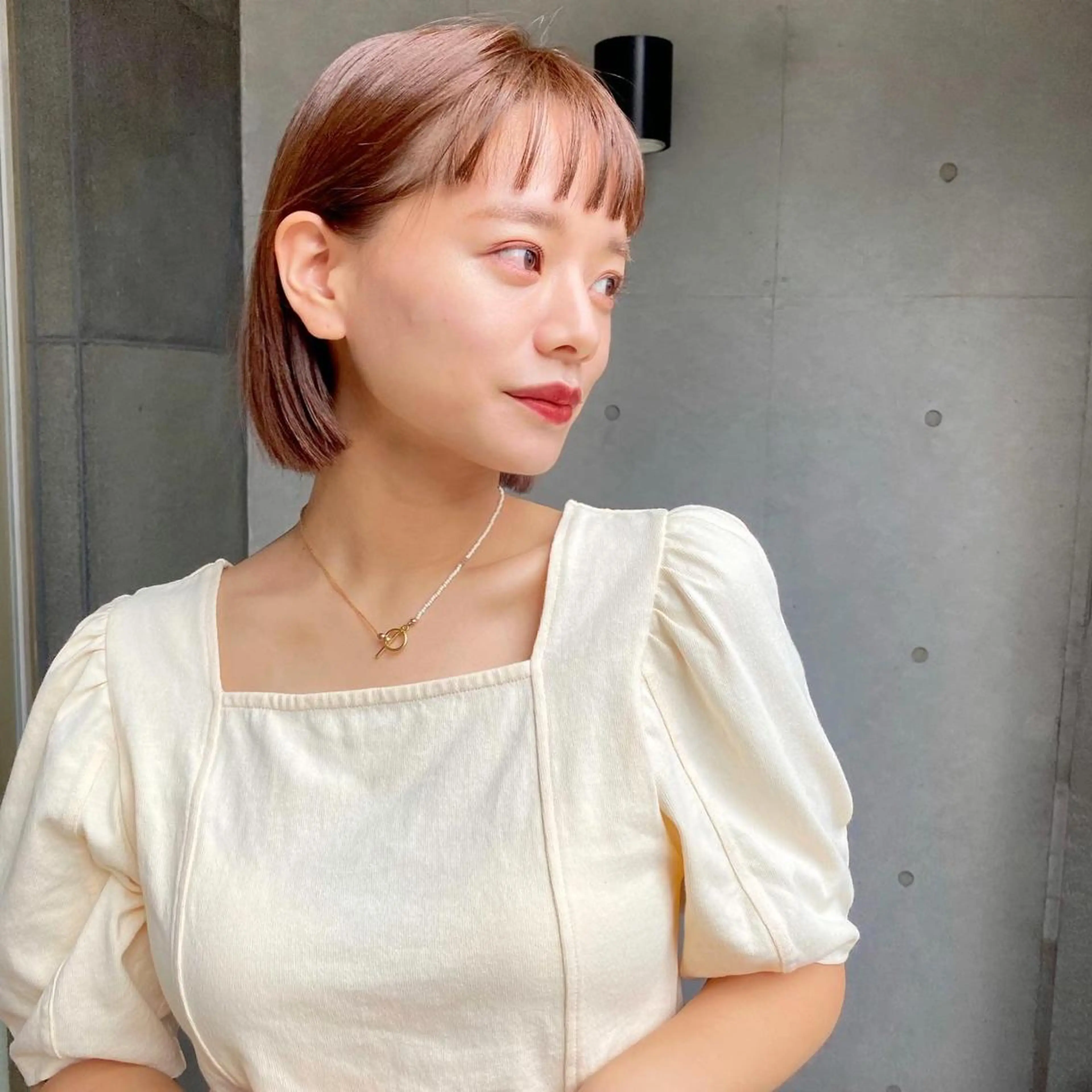 ショート ボブ カット 三浦 望のヘアスタイル